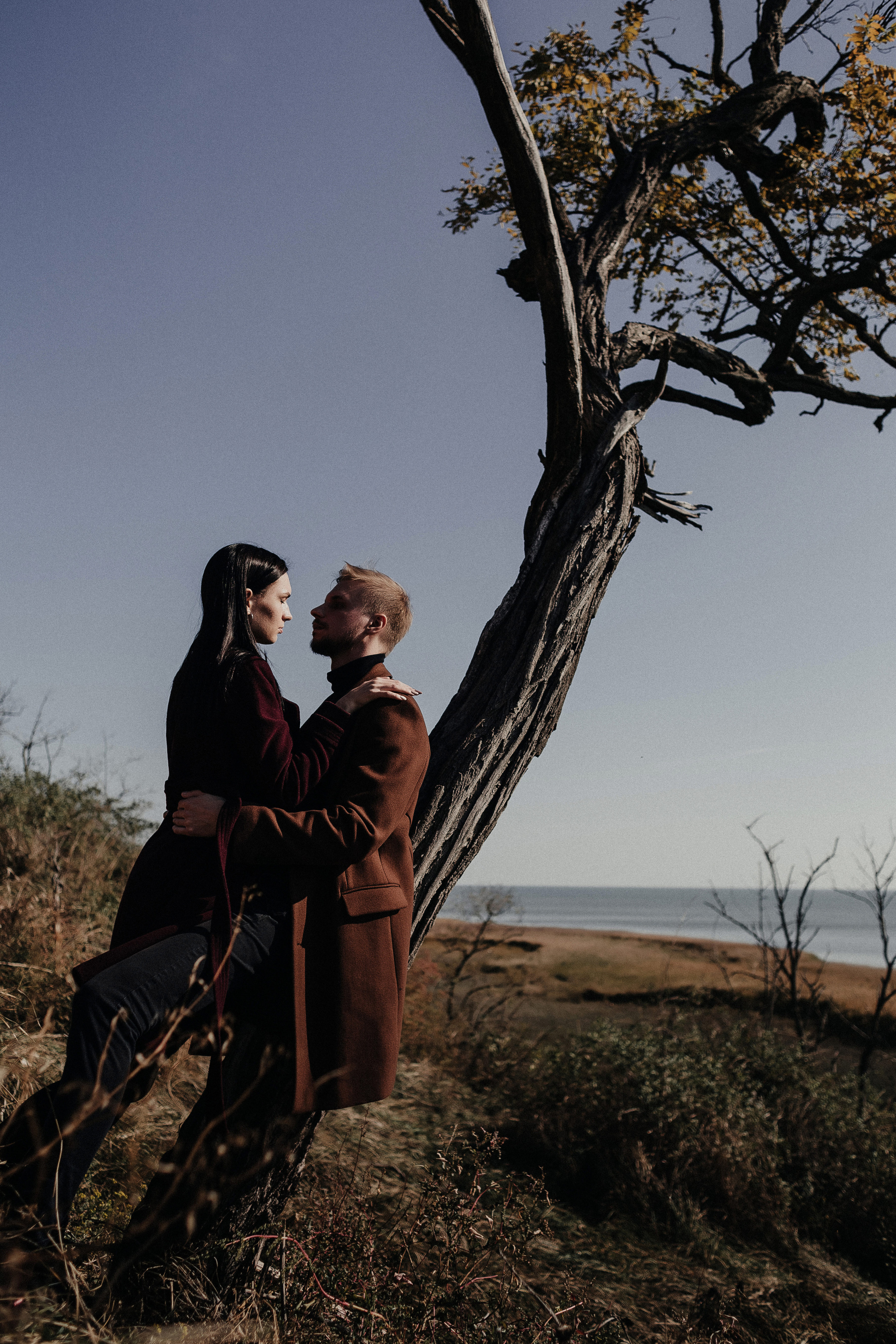 Парная фотосессия возле Замка Лакиера недалеко от Таганрога. Свадебный и семейный фотограф в Таганроге Бакарюк Антон