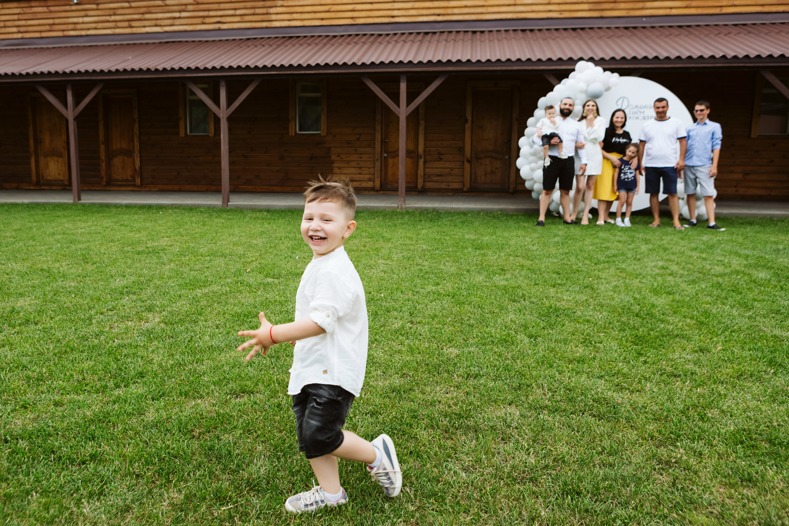 Профессиональный детский фотограф в Таганроге. Свадебный и семейный фотограф в Таганроге Бакарюк Антон