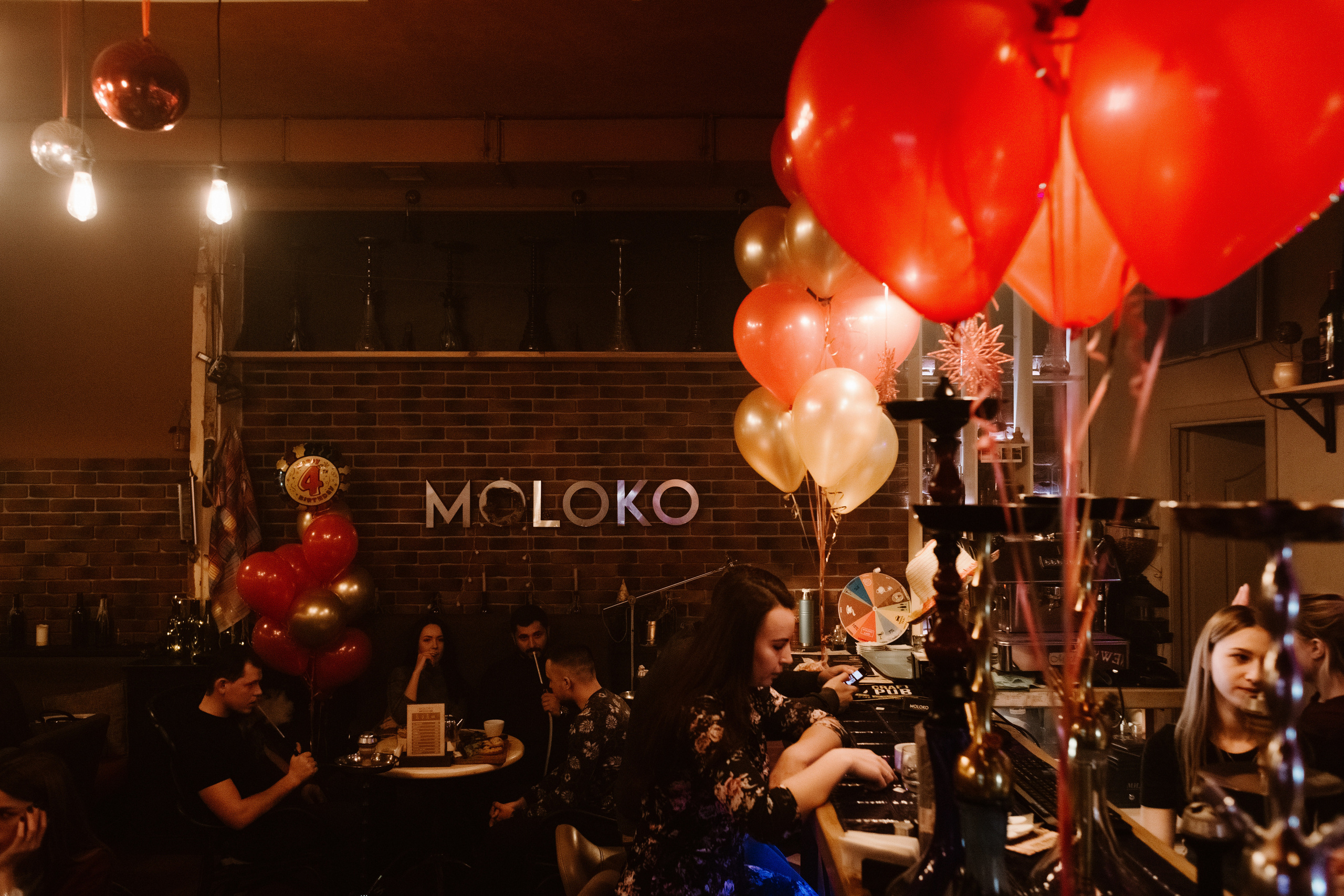 MOLOKO: день рождения в объективе репортажного фотографа в Таганроге. Свадебный и семейный фотограф в Таганроге Бакарюк Антон