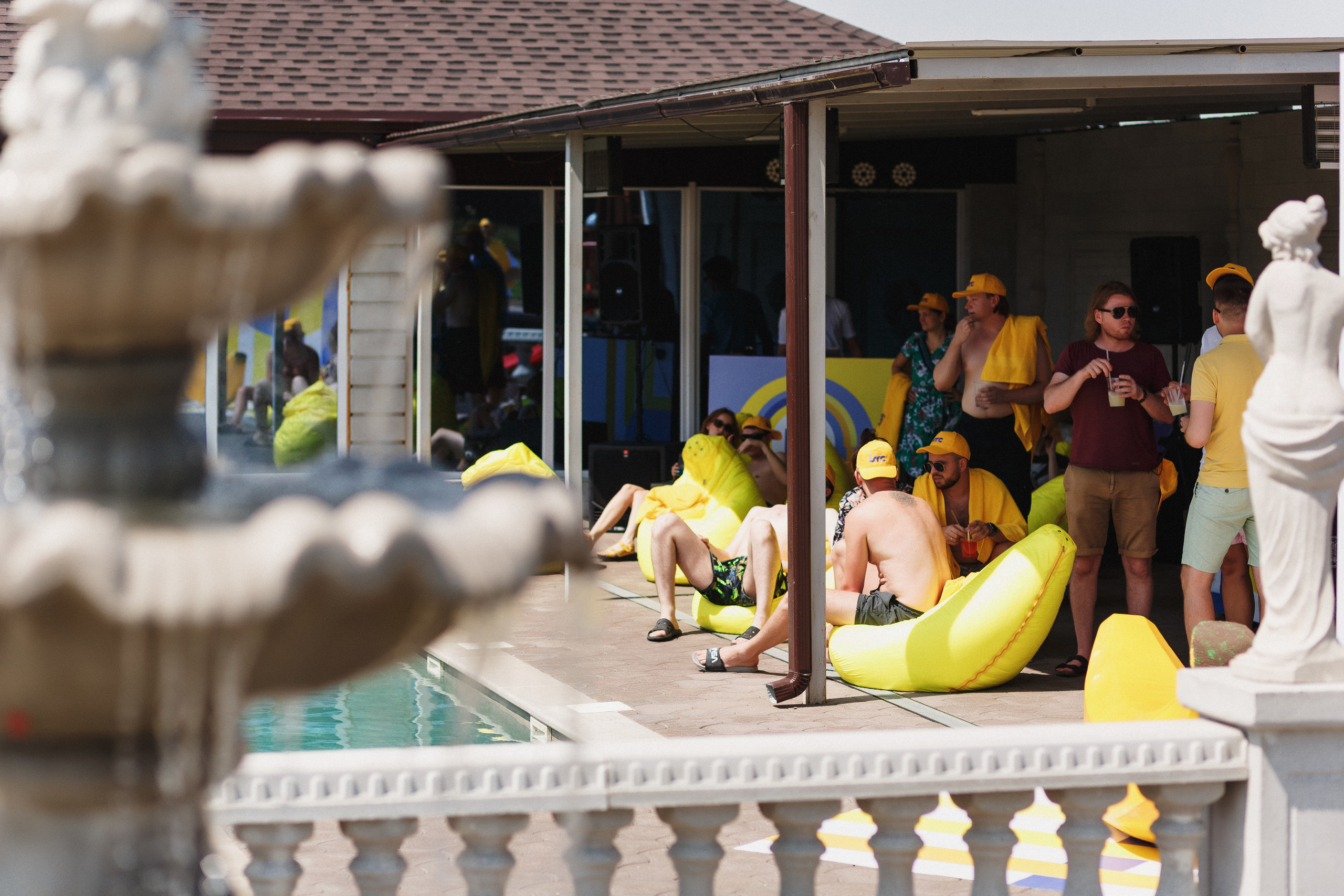 Фотосессия для компании Let Me Code в коттедже Виктория Таганрог. Свадебный и семейный фотограф в Таганроге Бакарюк Антон