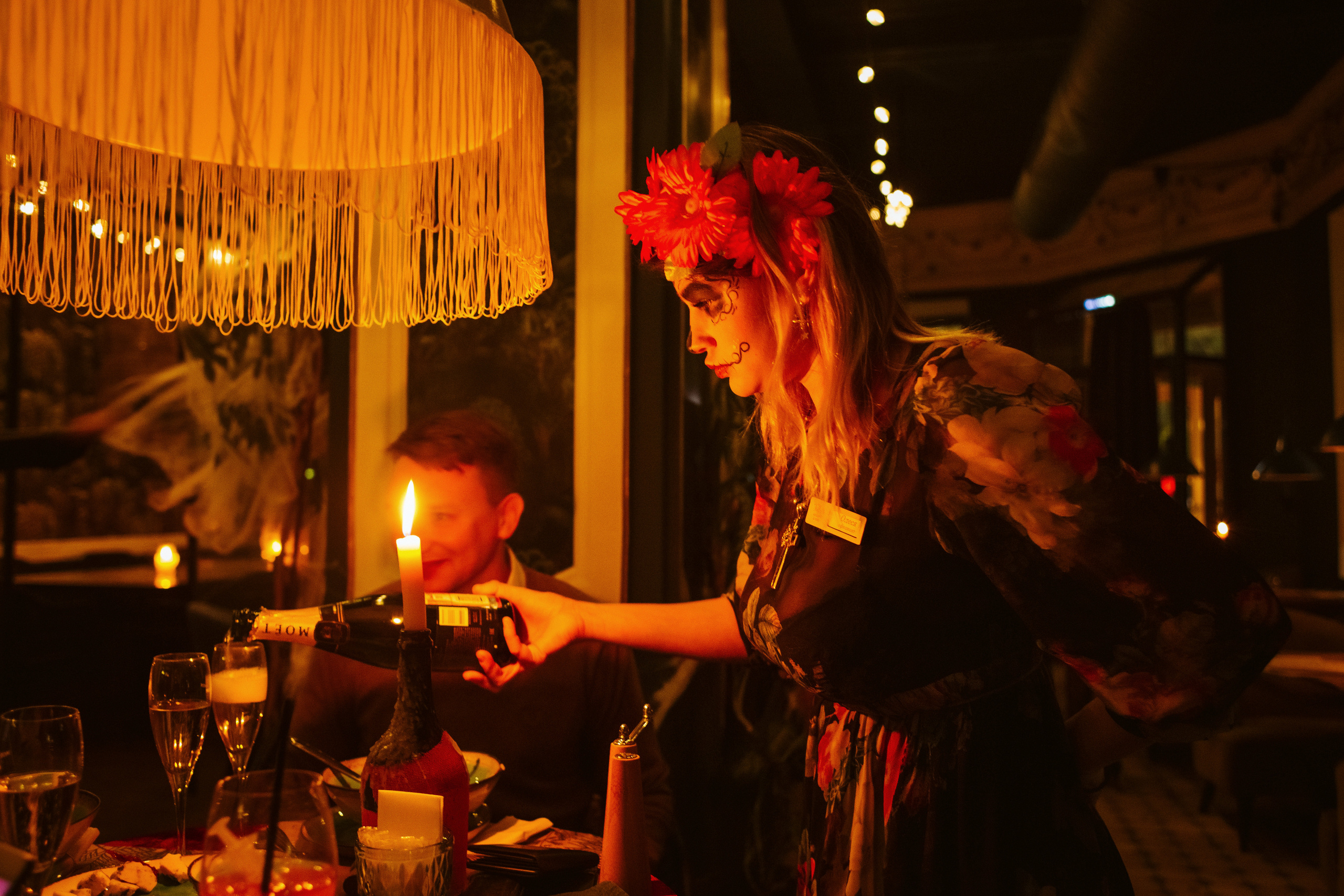 Моменты в Feola's Kitchen & Wine: репортажная фотосъемка в Таганроге. Свадебный и семейный фотограф в Таганроге Бакарюк Антон