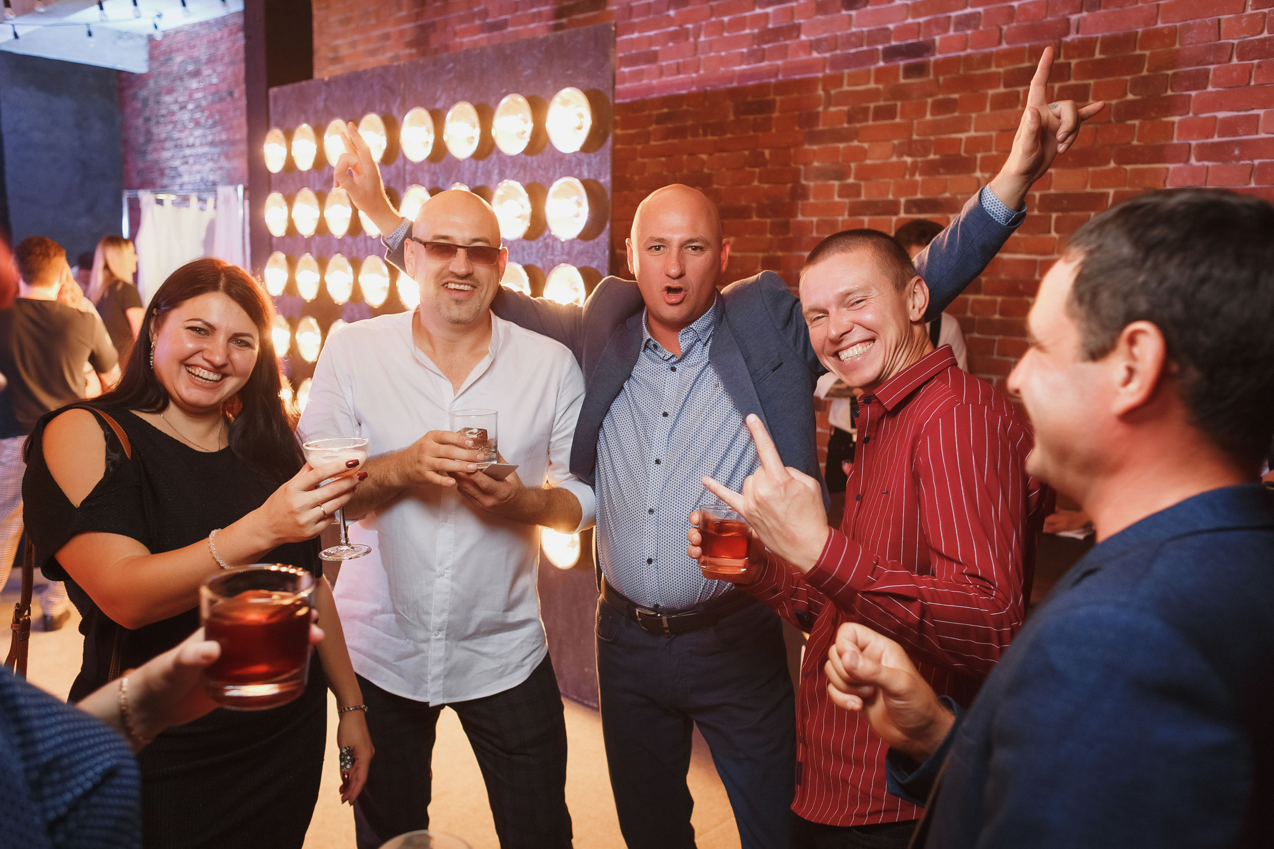 Свадебный день Кирилла и Вали: прогулка в Ростове, банкет в Таганроге. Свадебный и семейный фотограф в Таганроге Бакарюк Антон