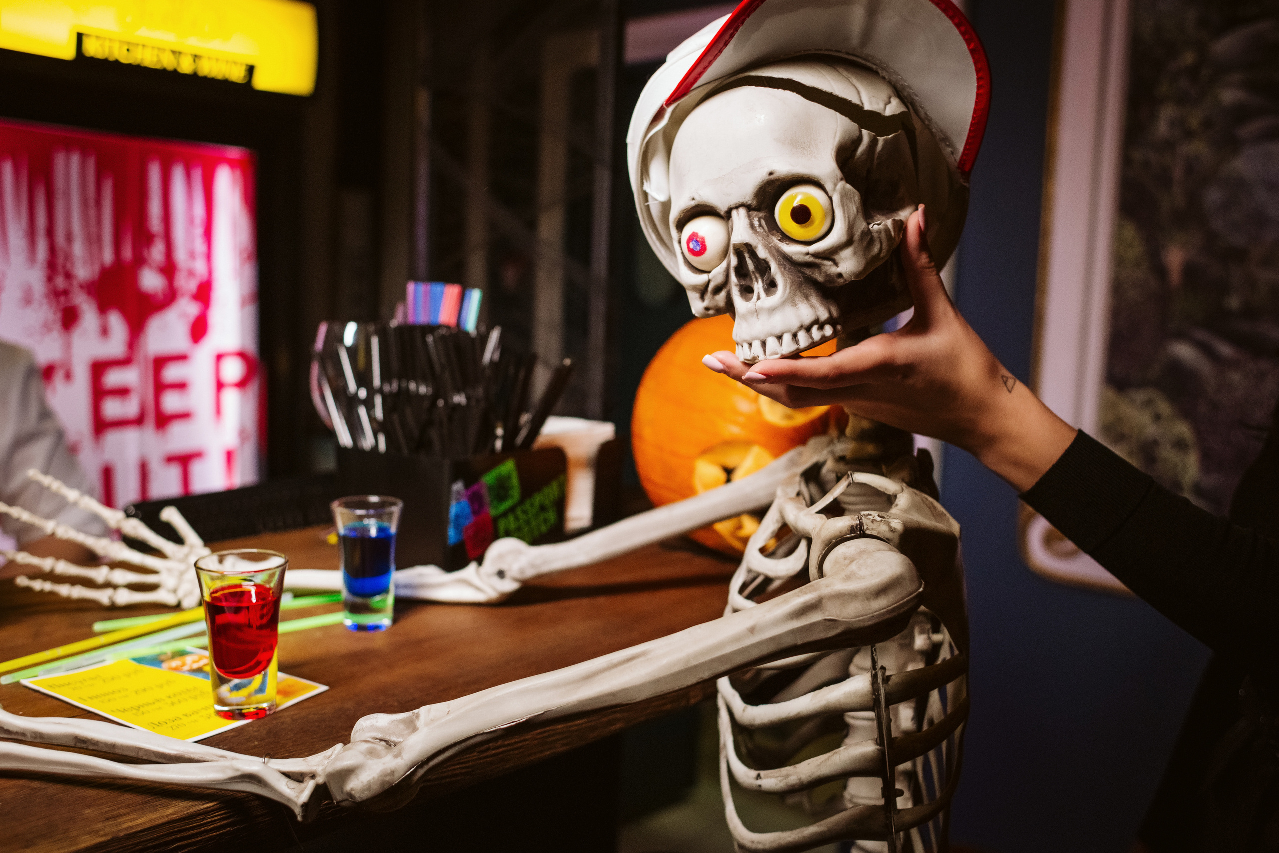 Моменты в Feola's Kitchen & Wine: репортажная фотосъемка в Таганроге. Свадебный и семейный фотограф в Таганроге Бакарюк Антон