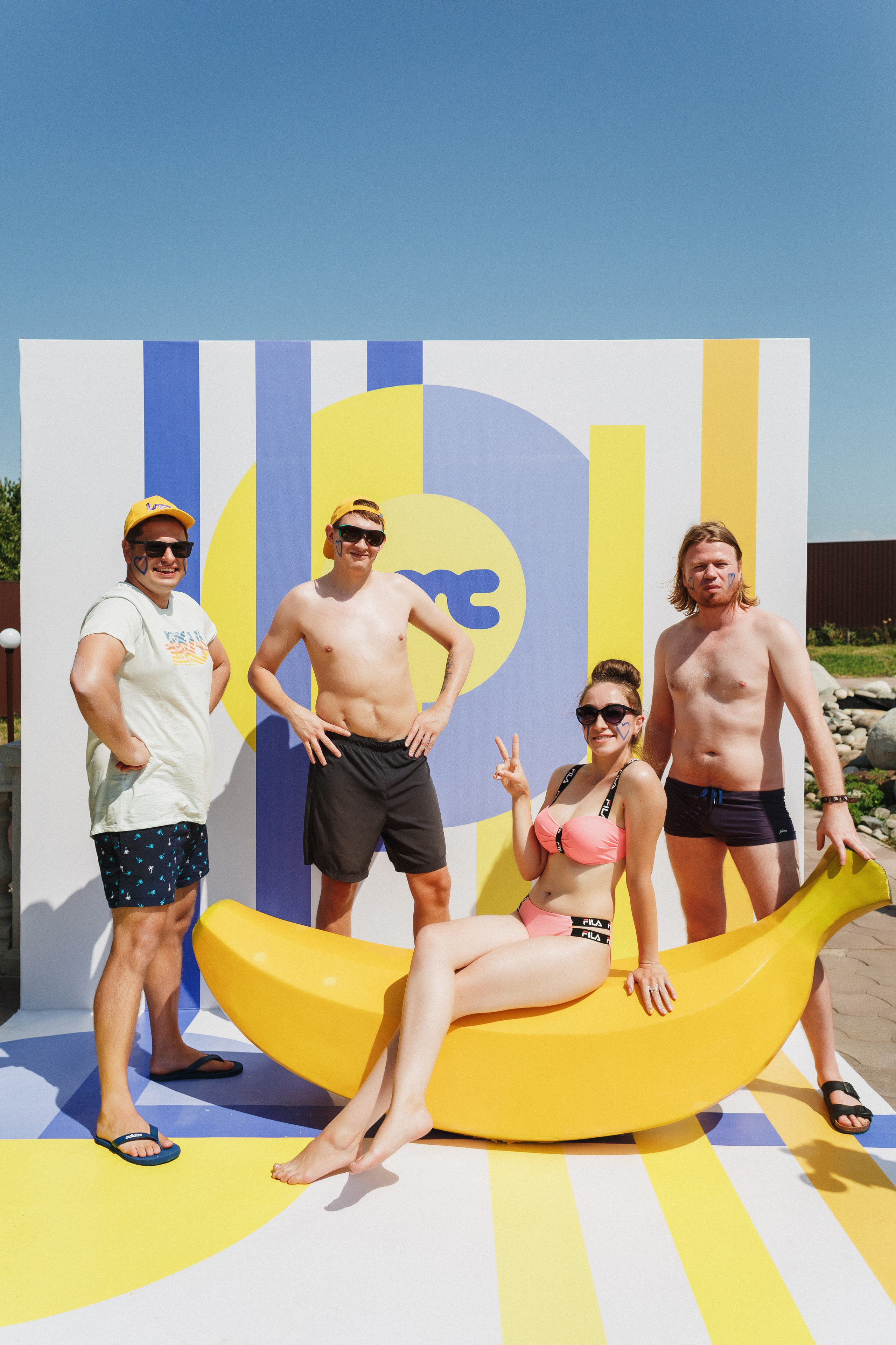 Фотосессия для компании Let Me Code в коттедже Виктория Таганрог. Свадебный и семейный фотограф в Таганроге Бакарюк Антон