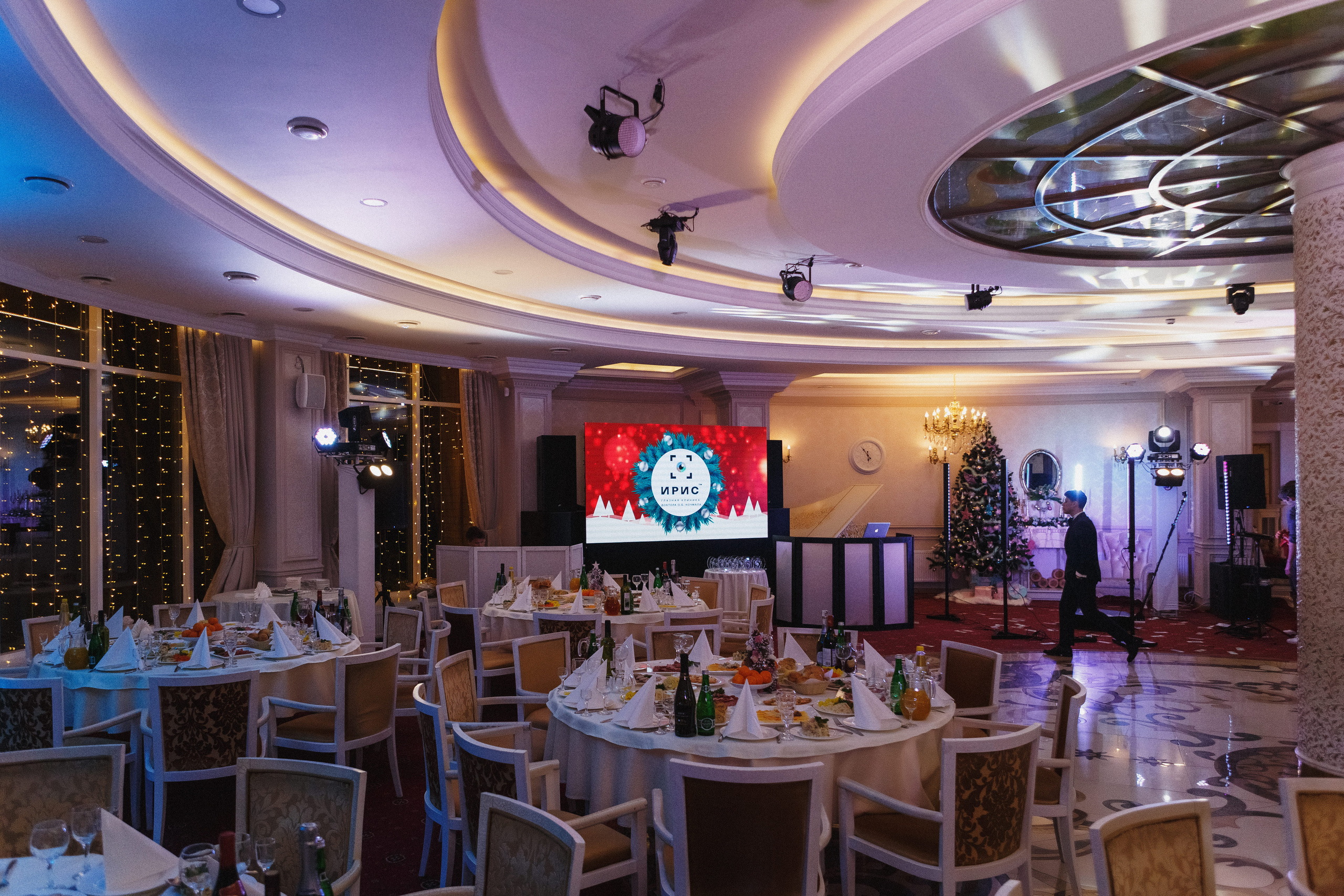 ИРИС в Таганроге: Репортажная фотосъемка от фотографа Бакарюк Антона. Свадебный и семейный фотограф в Таганроге Бакарюк Антон