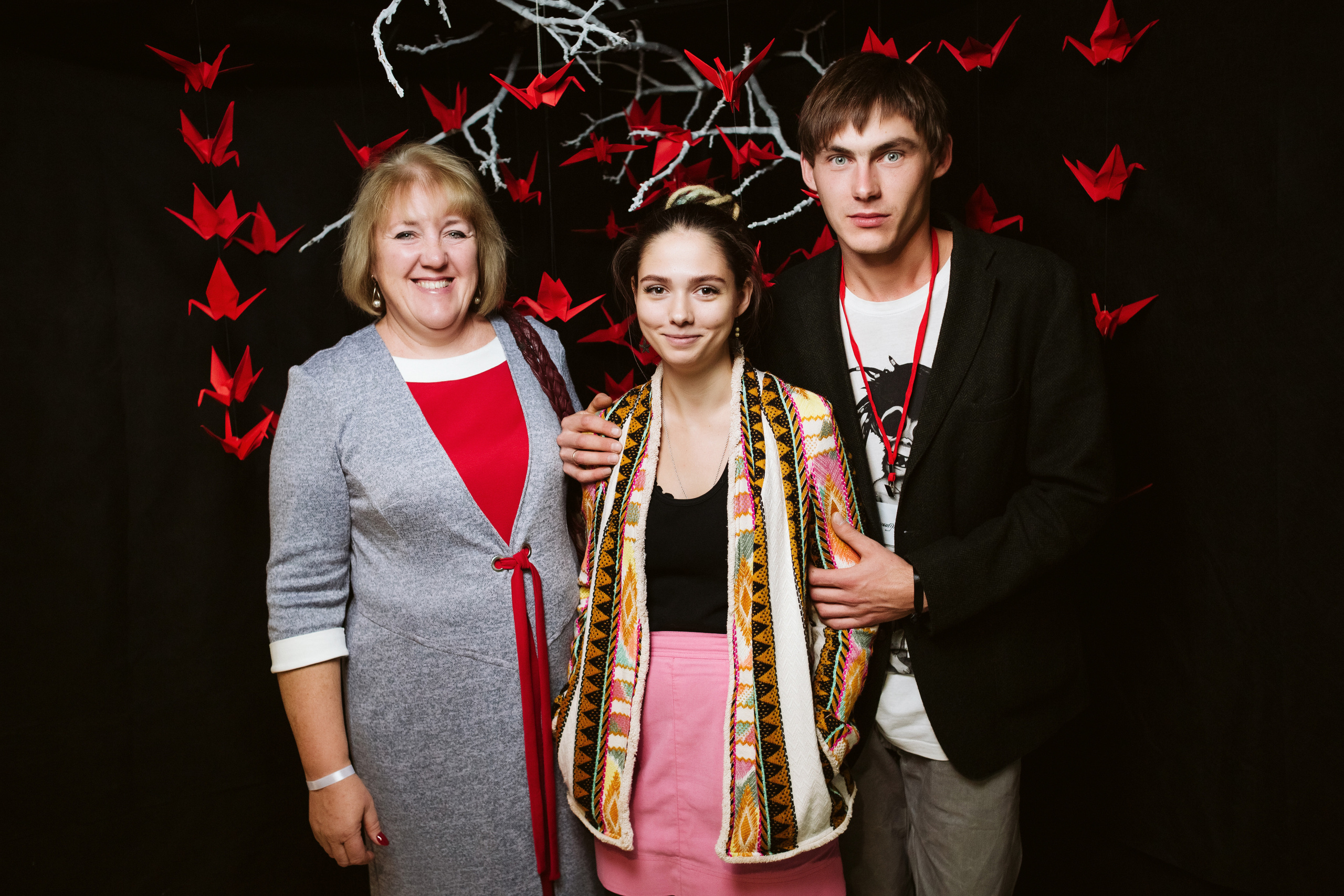 Фото выставки в Таганроге: профессиональная репортажная фотосъемка. Свадебный и семейный фотограф в Таганроге Бакарюк Антон