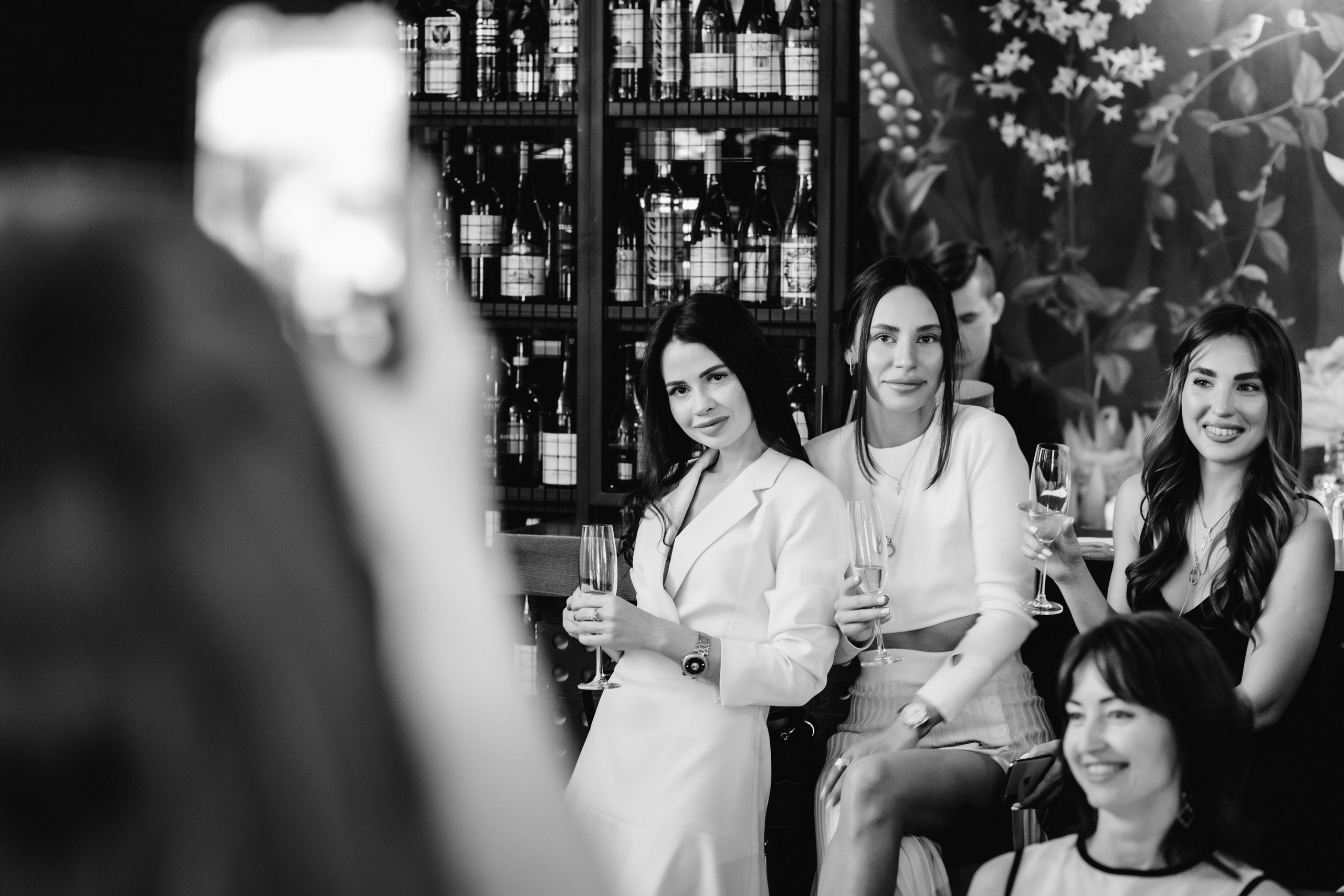 Кадры в Культ Вина: репортажная фотография в Таганроге от профессионал. Свадебный и семейный фотограф в Таганроге Бакарюк Антон