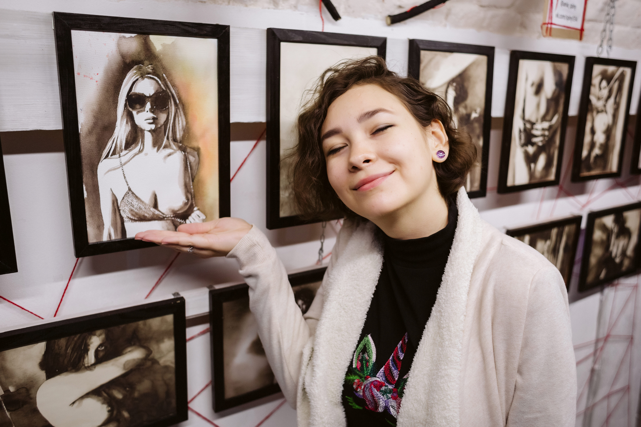 Фото выставки в Таганроге: профессиональная репортажная фотосъемка. Свадебный и семейный фотограф в Таганроге Бакарюк Антон