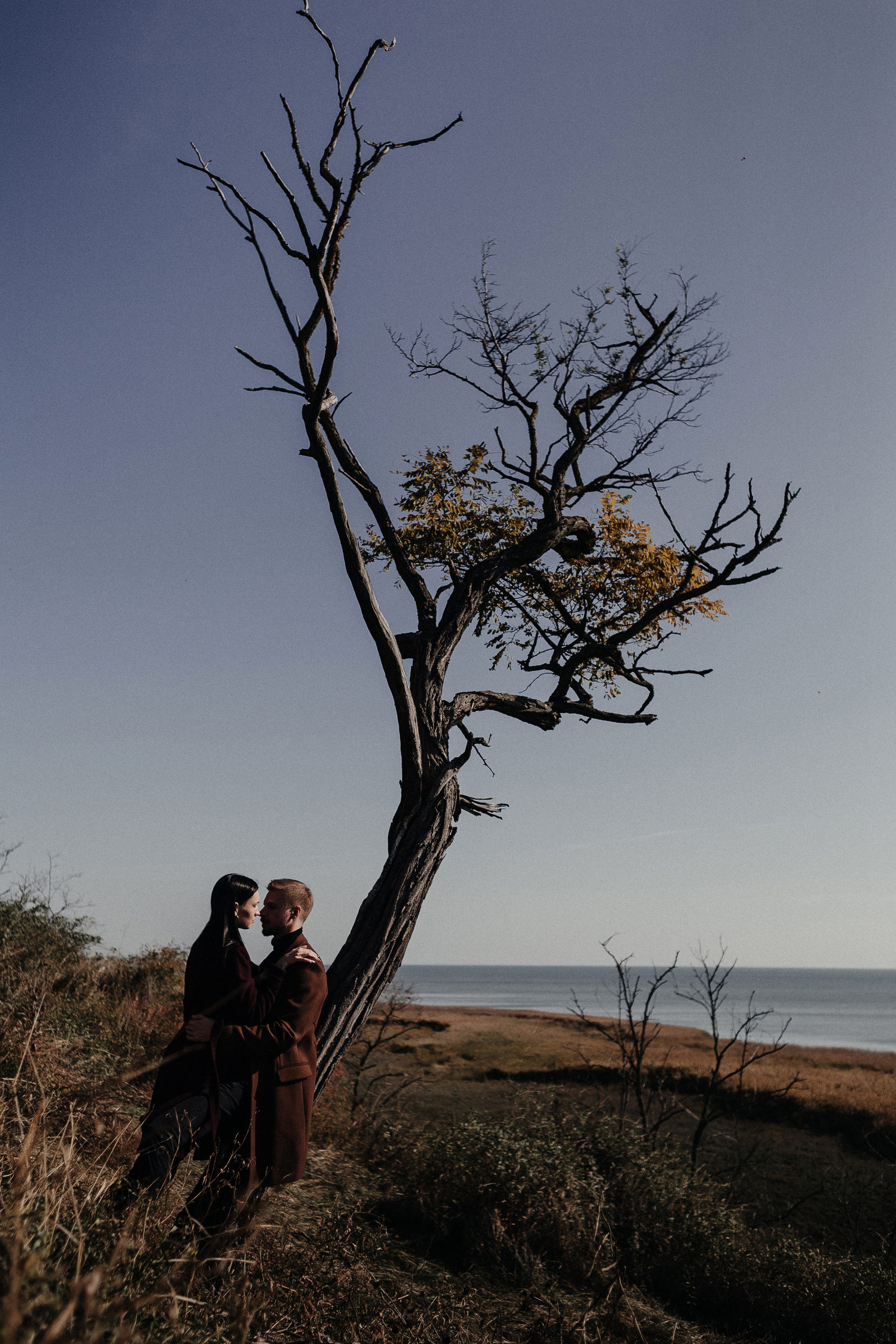 Парная фотосессия возле Замка Лакиера недалеко от Таганрога. Свадебный и семейный фотограф в Таганроге Бакарюк Антон