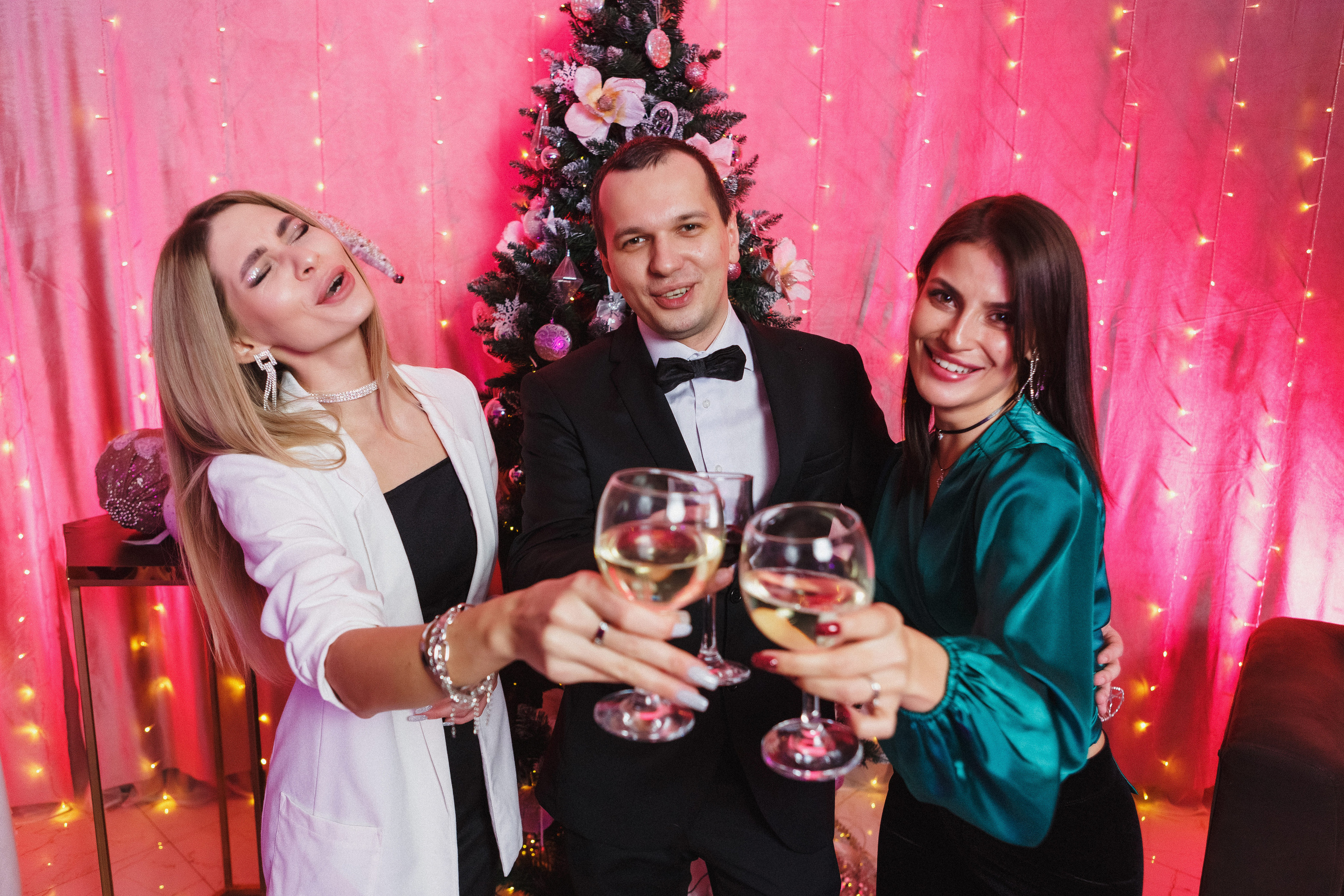 ИРИС в Таганроге: Репортажная фотосъемка от фотографа Бакарюк Антона. Свадебный и семейный фотограф в Таганроге Бакарюк Антон