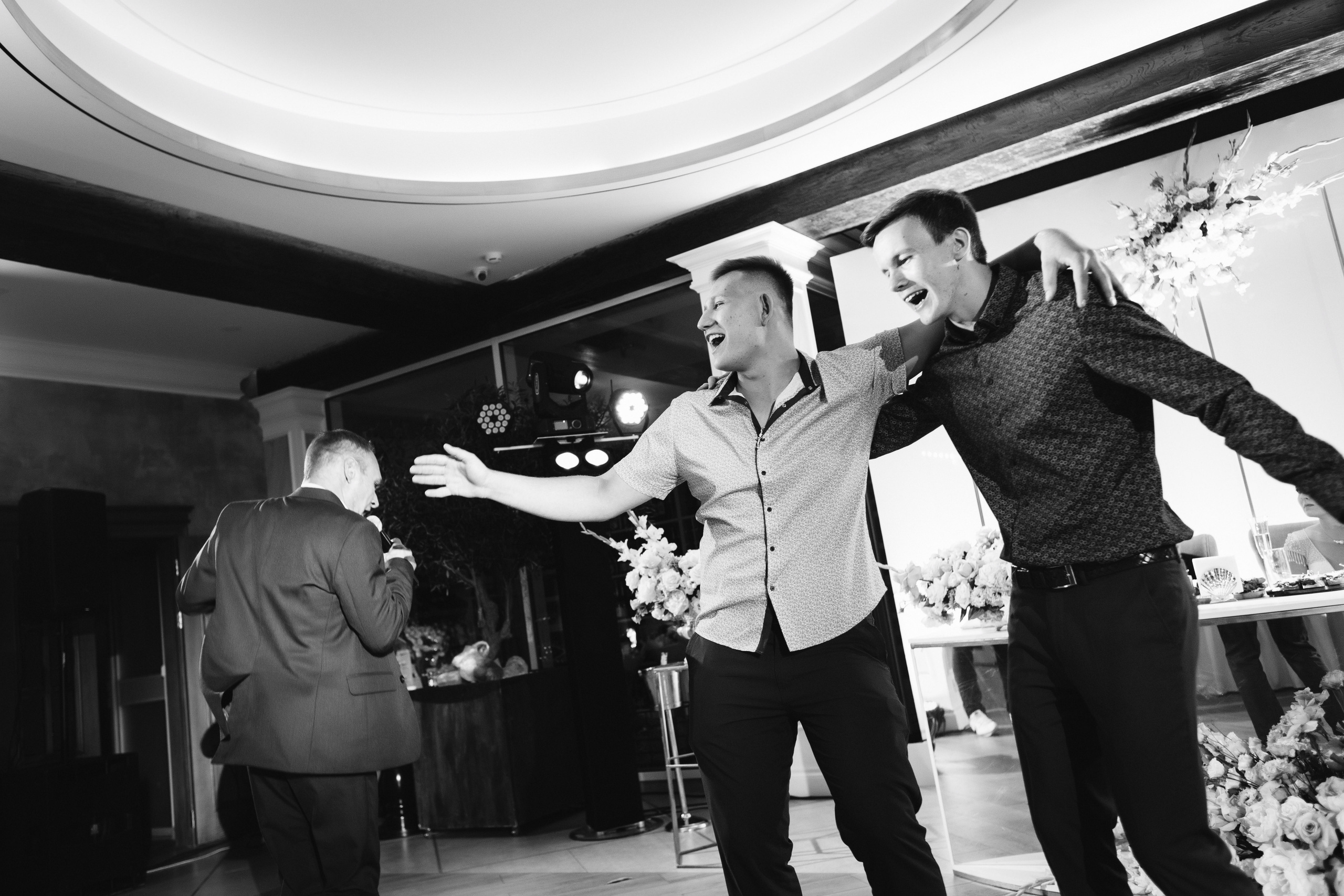 Свадебная фотосъемка Никиты и Сони: запечатление незабываемых моментов. Свадебный и семейный фотограф в Таганроге Бакарюк Антон