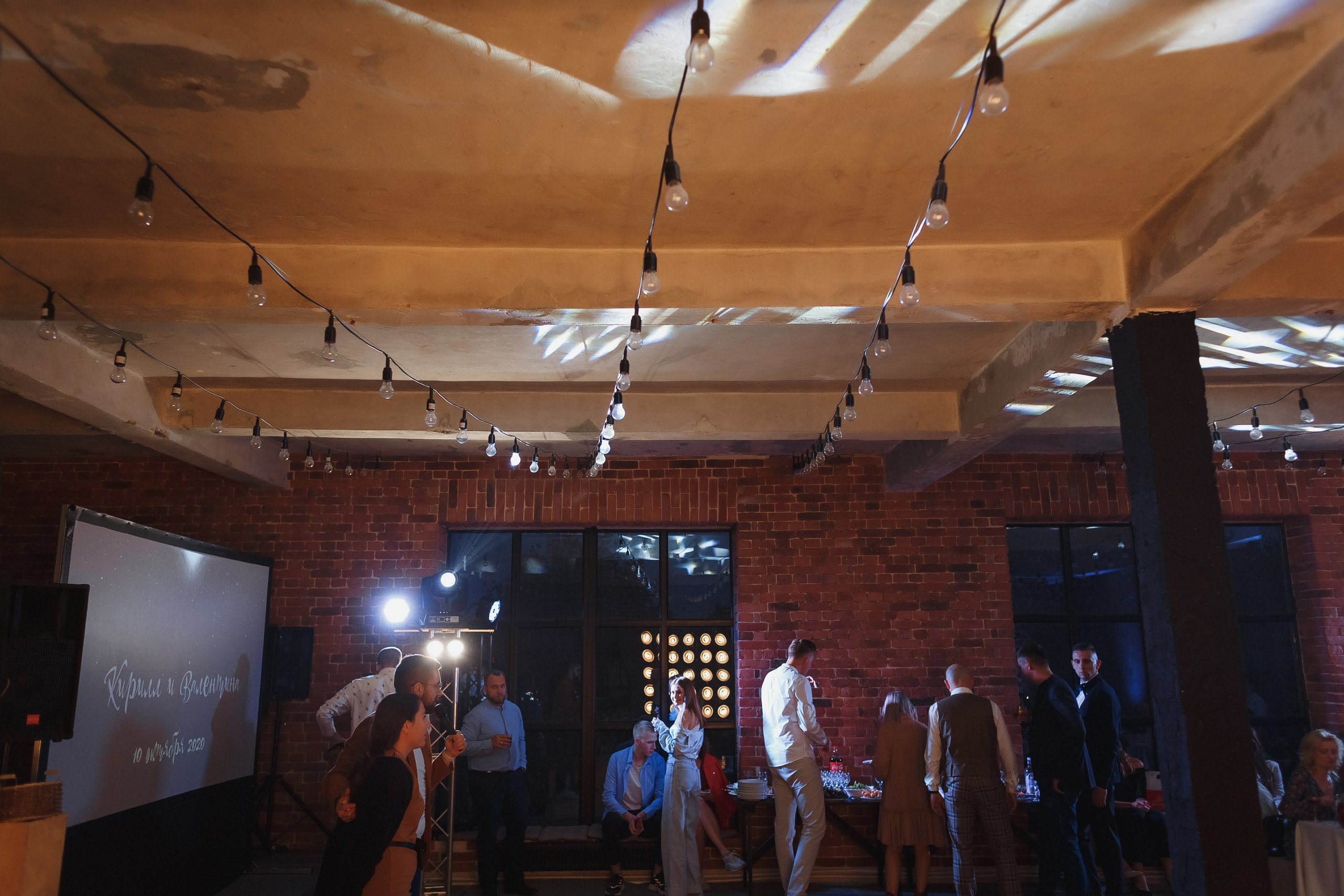 Свадебный день Кирилла и Вали: прогулка в Ростове, банкет в Таганроге. Свадебный и семейный фотограф в Таганроге Бакарюк Антон