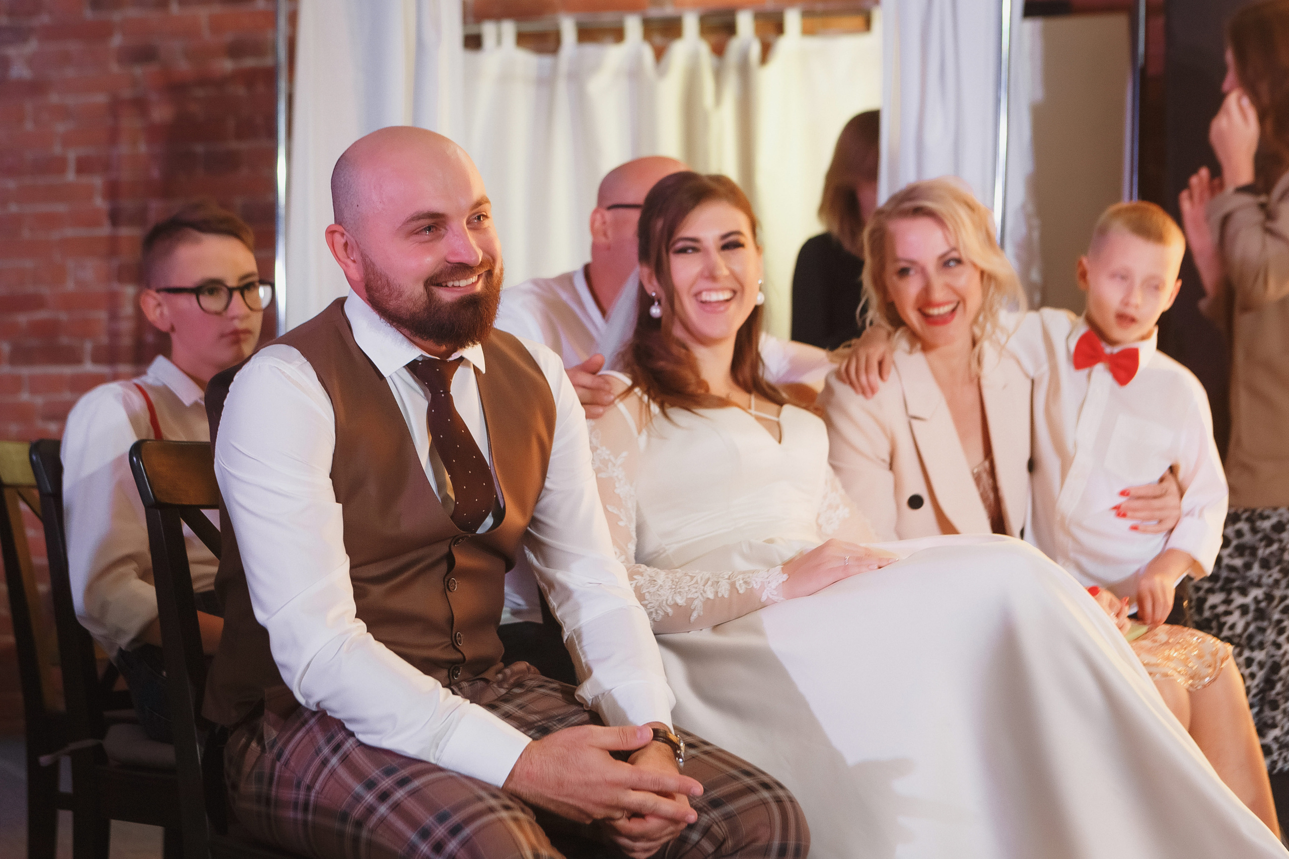 Свадебный день Кирилла и Вали: прогулка в Ростове, банкет в Таганроге. Свадебный и семейный фотограф в Таганроге Бакарюк Антон