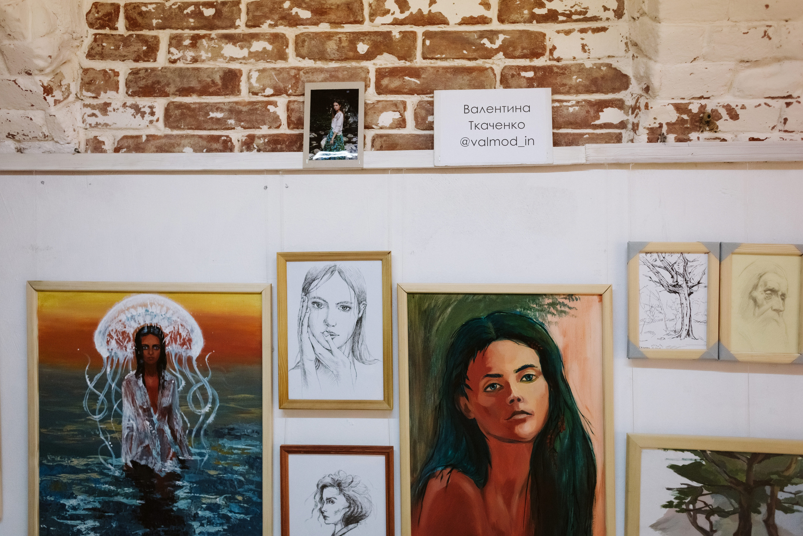 Фото выставки в Таганроге: профессиональная репортажная фотосъемка. Свадебный и семейный фотограф в Таганроге Бакарюк Антон