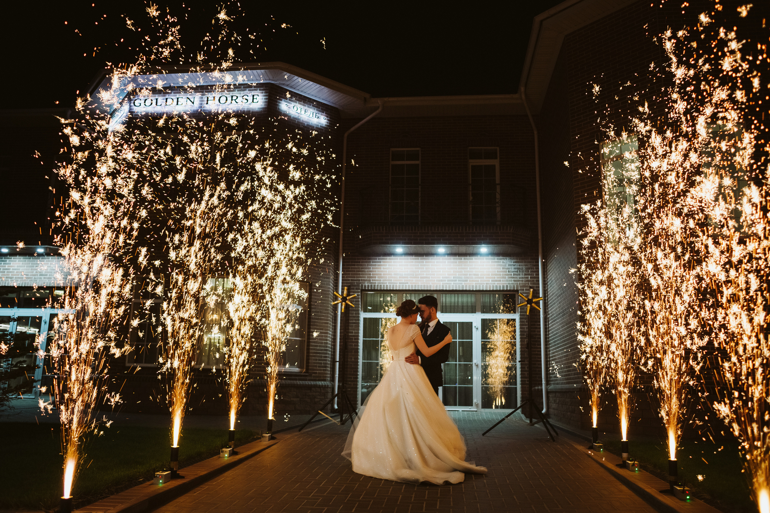 Свадебная фотосъемка Никиты и Сони: запечатление незабываемых моментов. Свадебный и семейный фотограф в Таганроге Бакарюк Антон