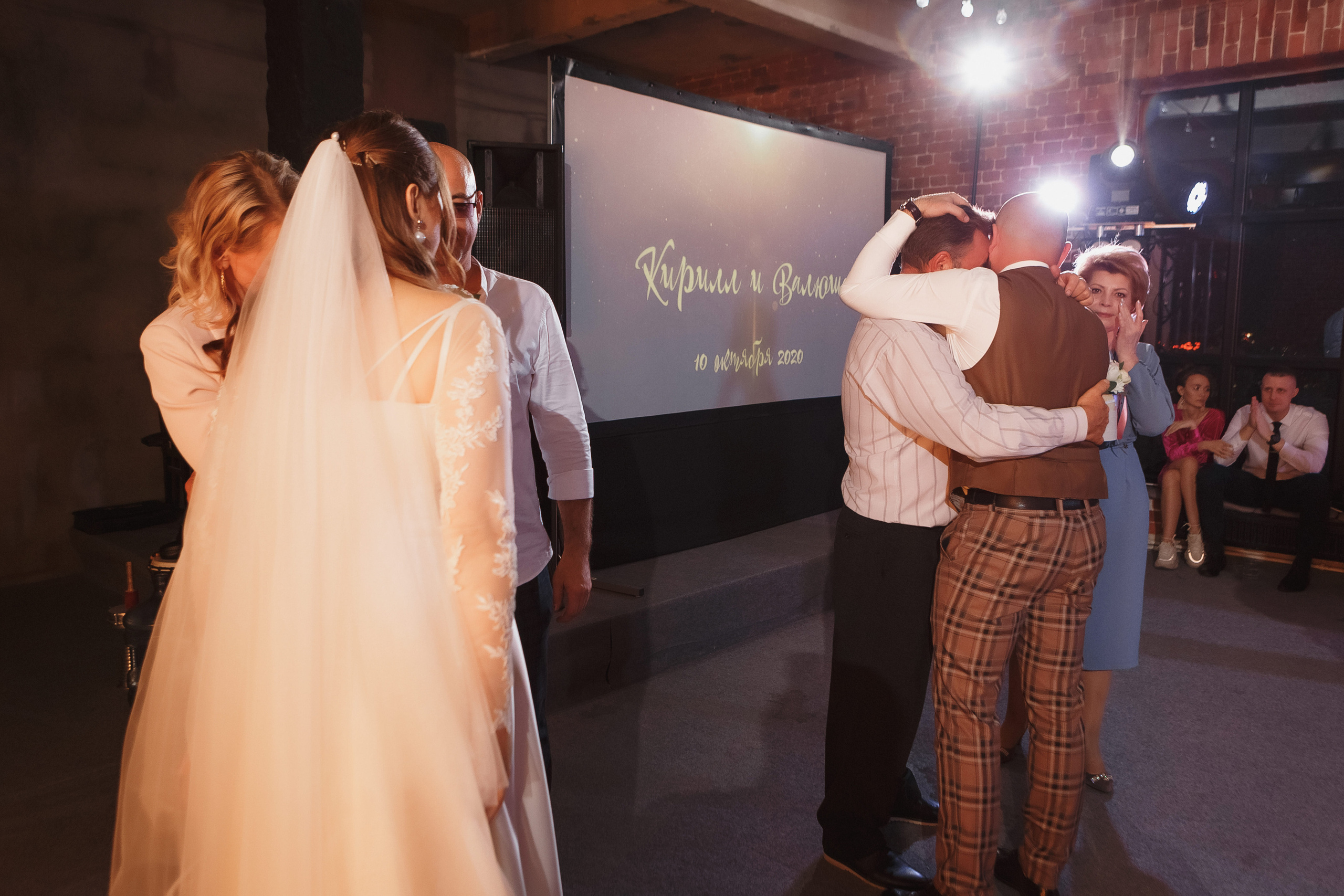 Свадебный день Кирилла и Вали: прогулка в Ростове, банкет в Таганроге. Свадебный и семейный фотограф в Таганроге Бакарюк Антон