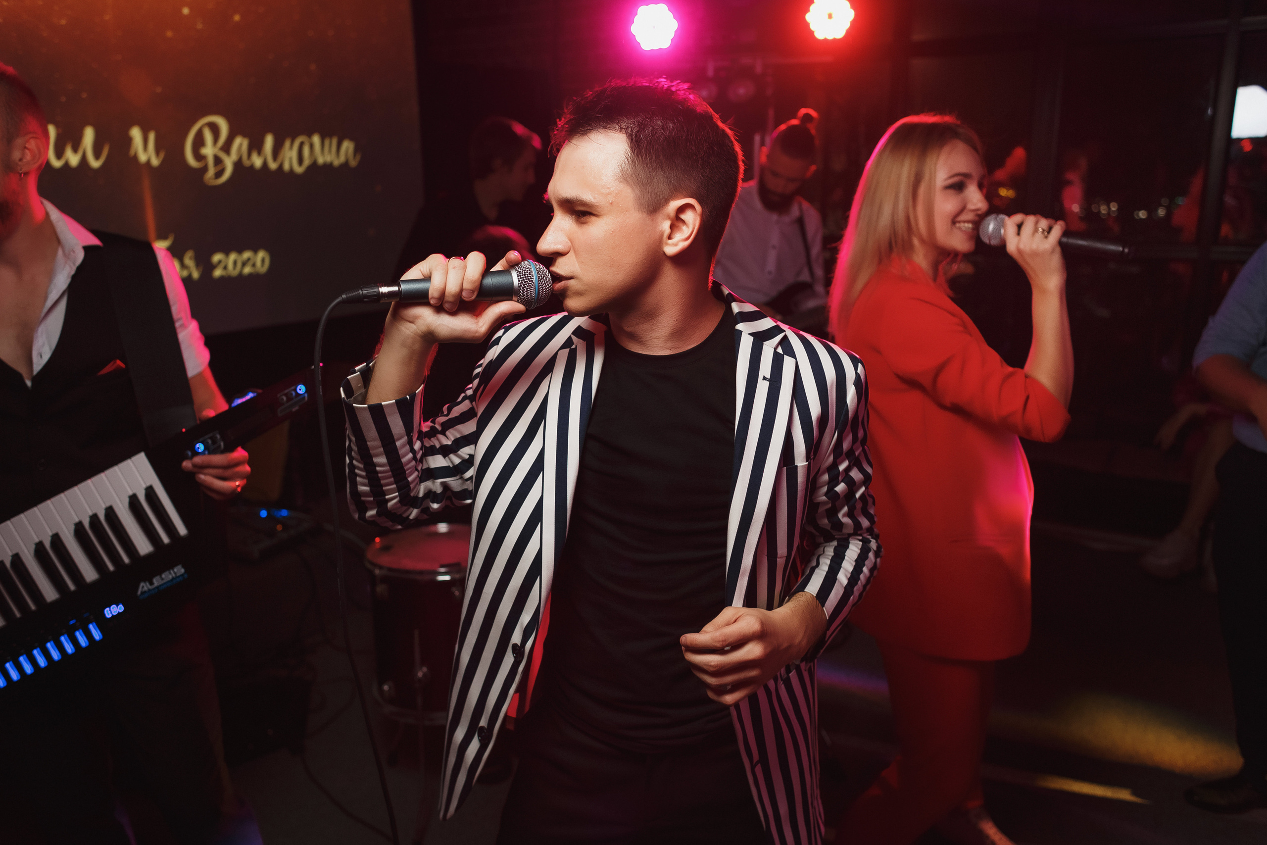 Свадебный день Кирилла и Вали: прогулка в Ростове, банкет в Таганроге. Свадебный и семейный фотограф в Таганроге Бакарюк Антон