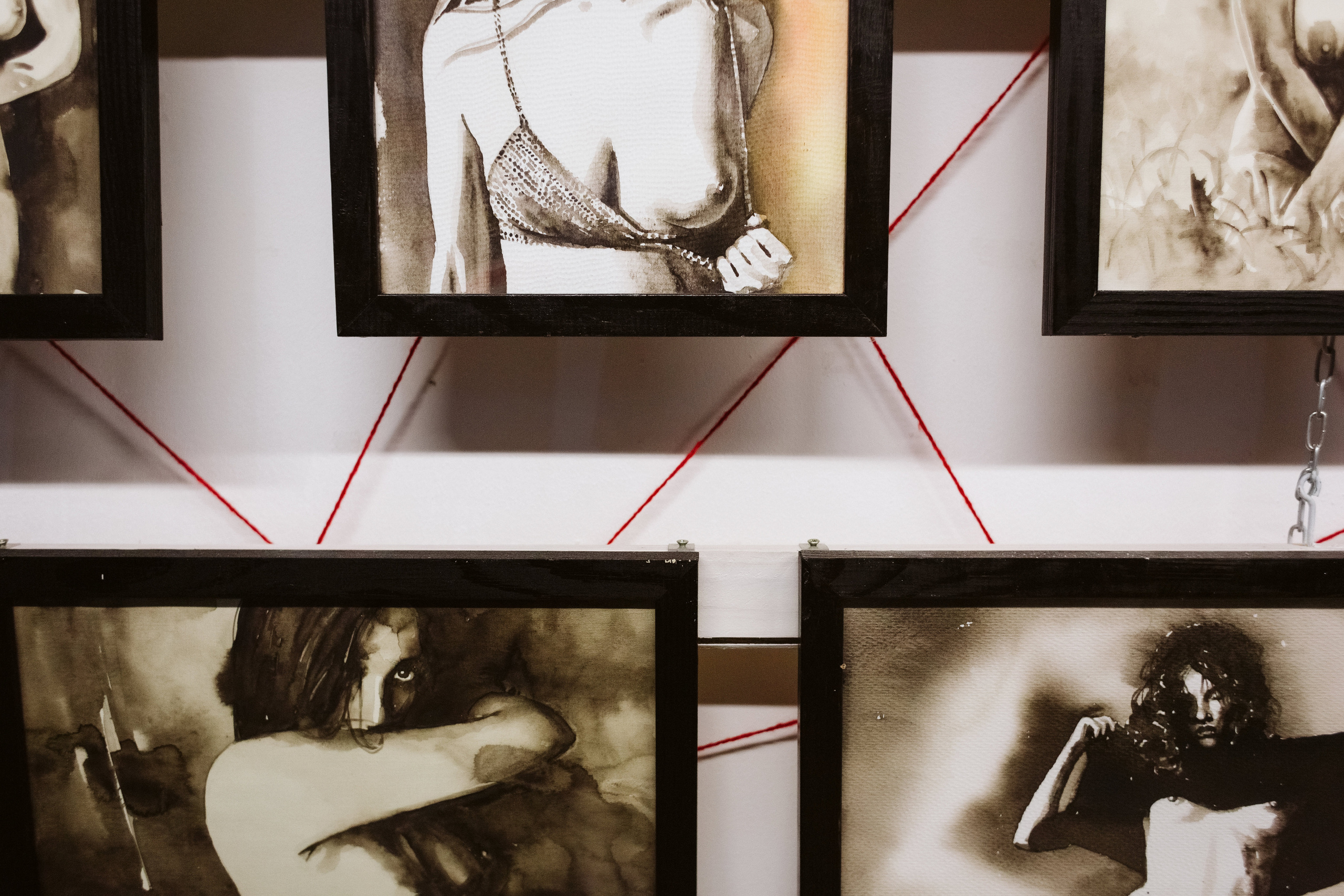 Фото выставки в Таганроге: профессиональная репортажная фотосъемка. Свадебный и семейный фотограф в Таганроге Бакарюк Антон