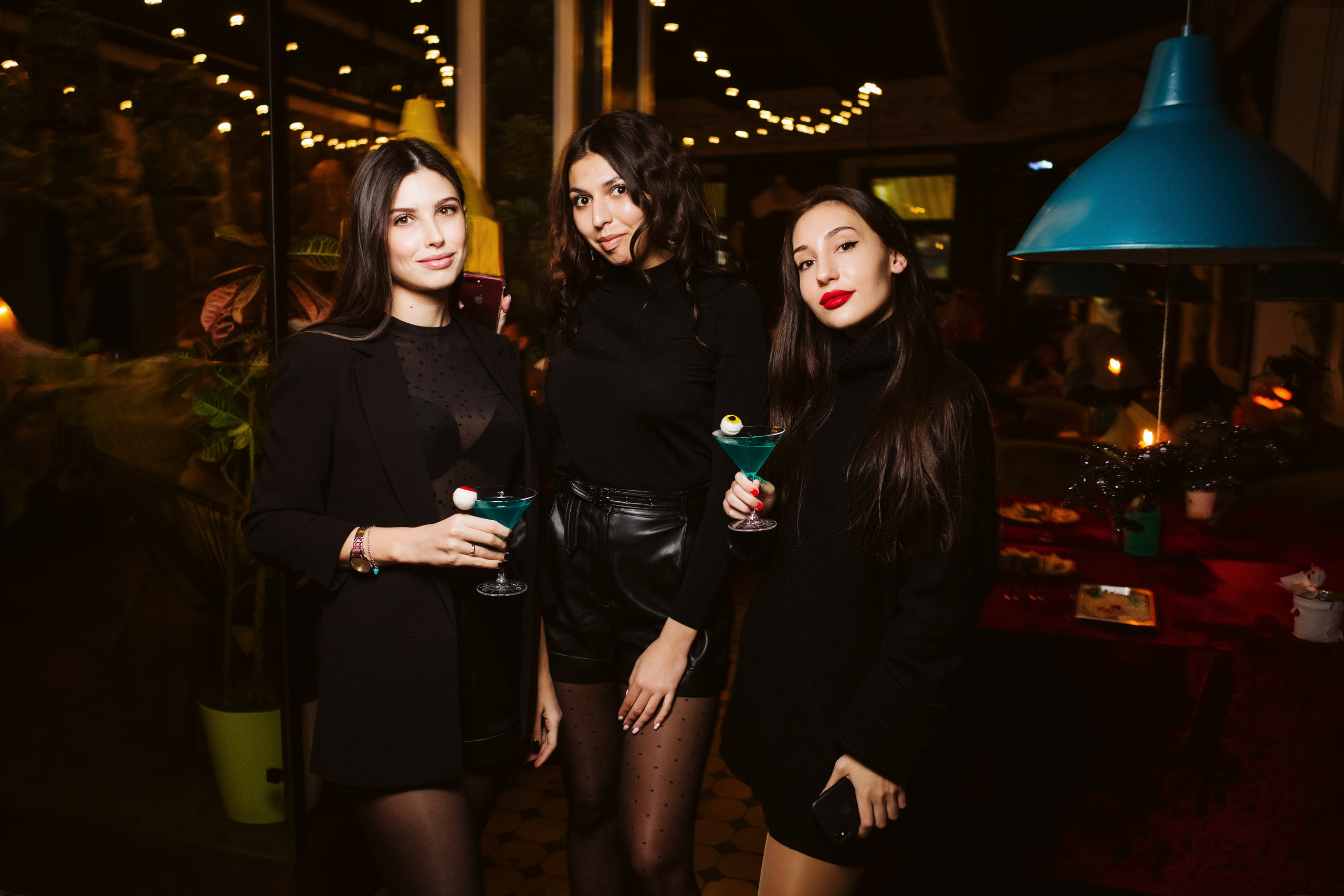 Моменты в Feola's Kitchen & Wine: репортажная фотосъемка в Таганроге. Свадебный и семейный фотограф в Таганроге Бакарюк Антон