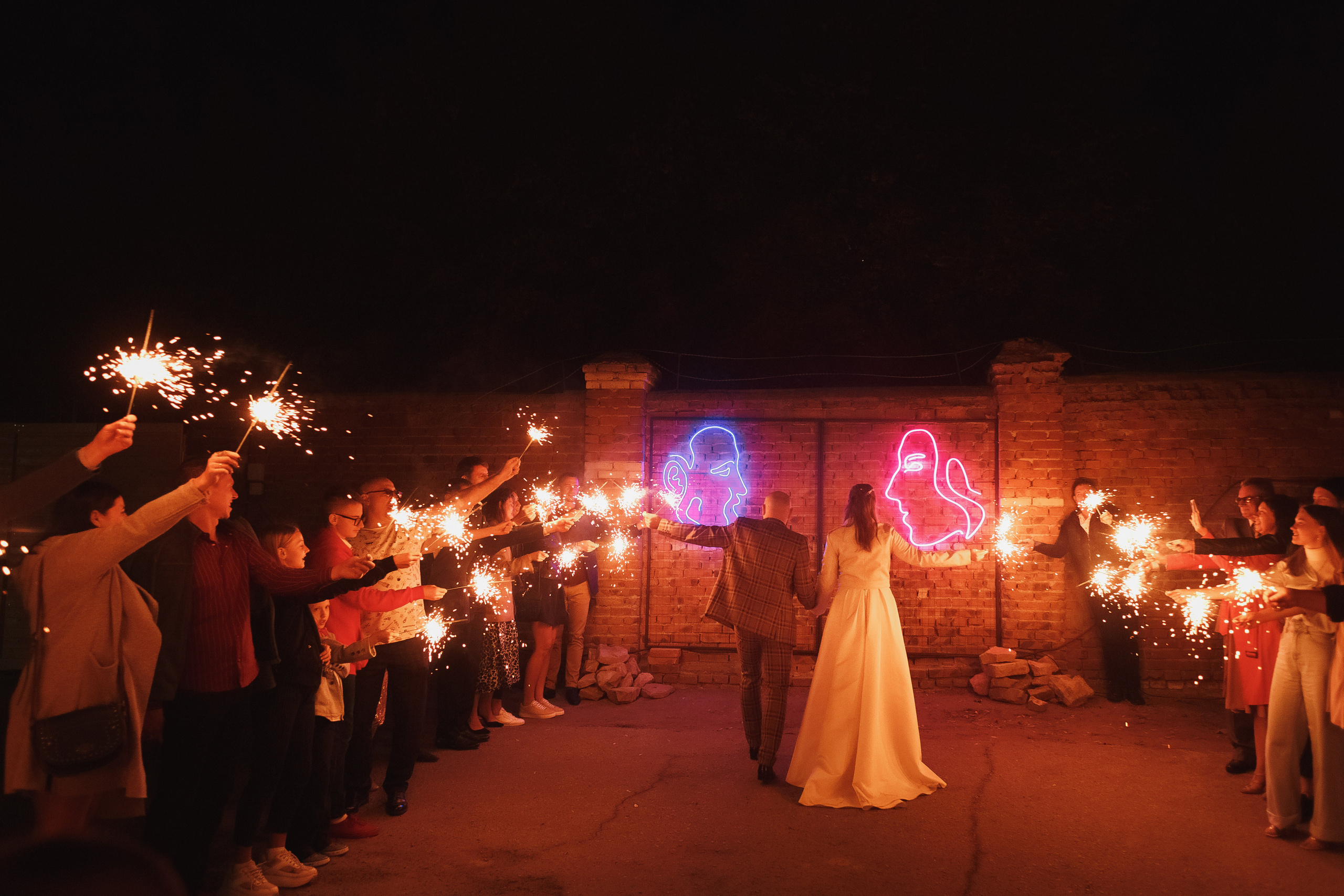 Свадебный день Кирилла и Вали: прогулка в Ростове, банкет в Таганроге. Свадебный и семейный фотограф в Таганроге Бакарюк Антон