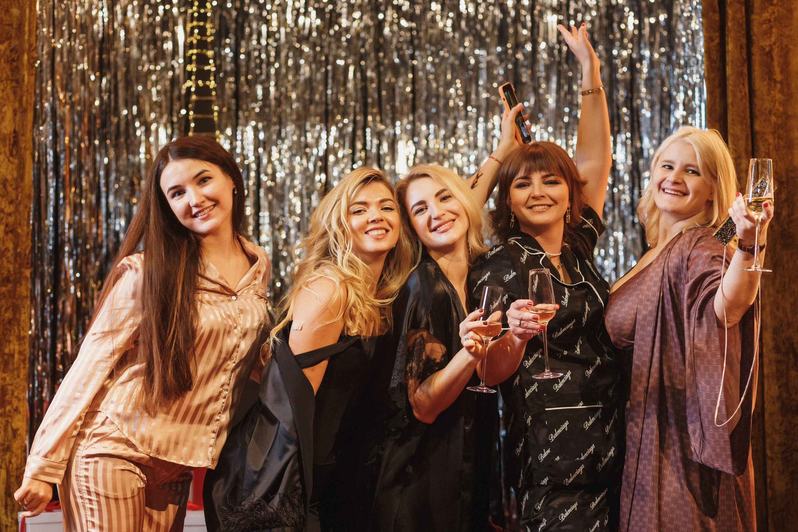 Кафе Мадам КуКу: профессиональная репортажная фотосъемка в Таганроге. Свадебный и семейный фотограф в Таганроге Бакарюк Антон