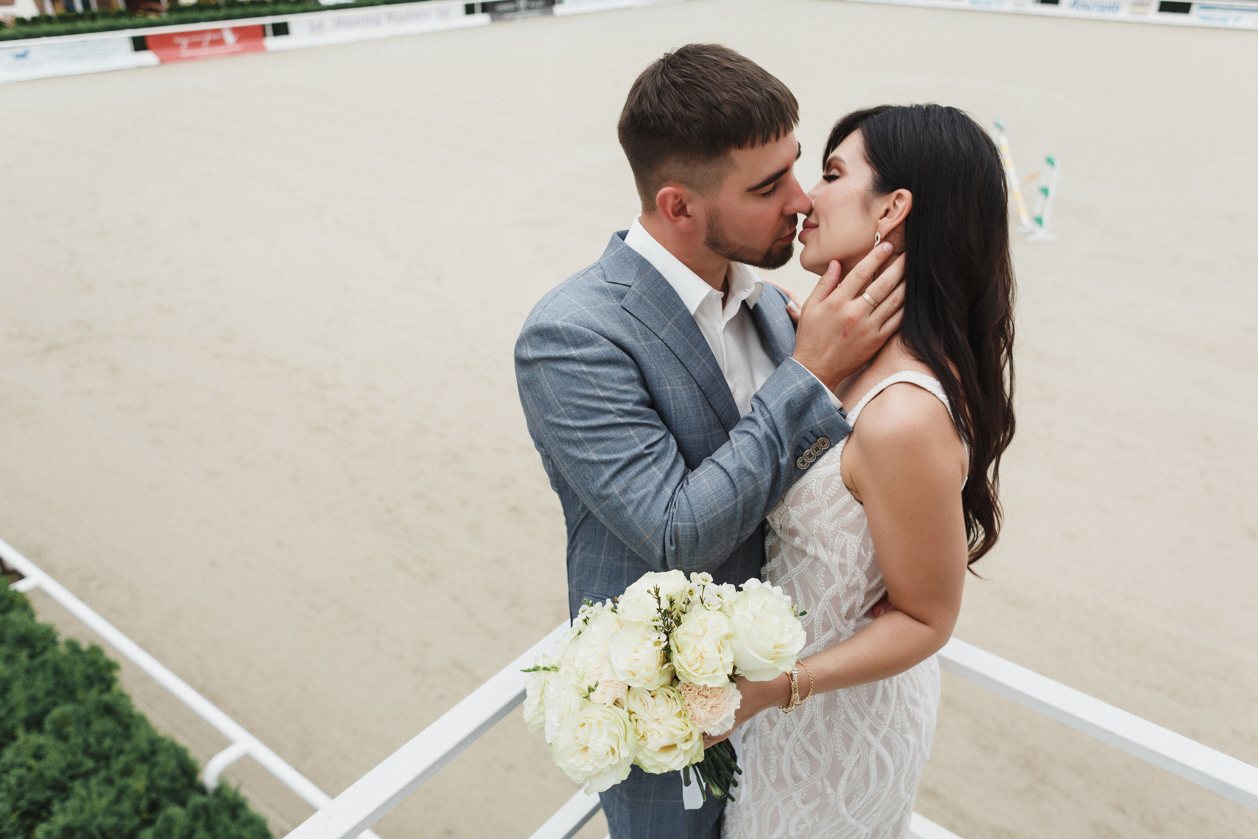 Свадьба Анастасии и Андрея в ресторане Golden Horse в Таганроге. Свадебный и семейный фотограф в Таганроге Бакарюк Антон