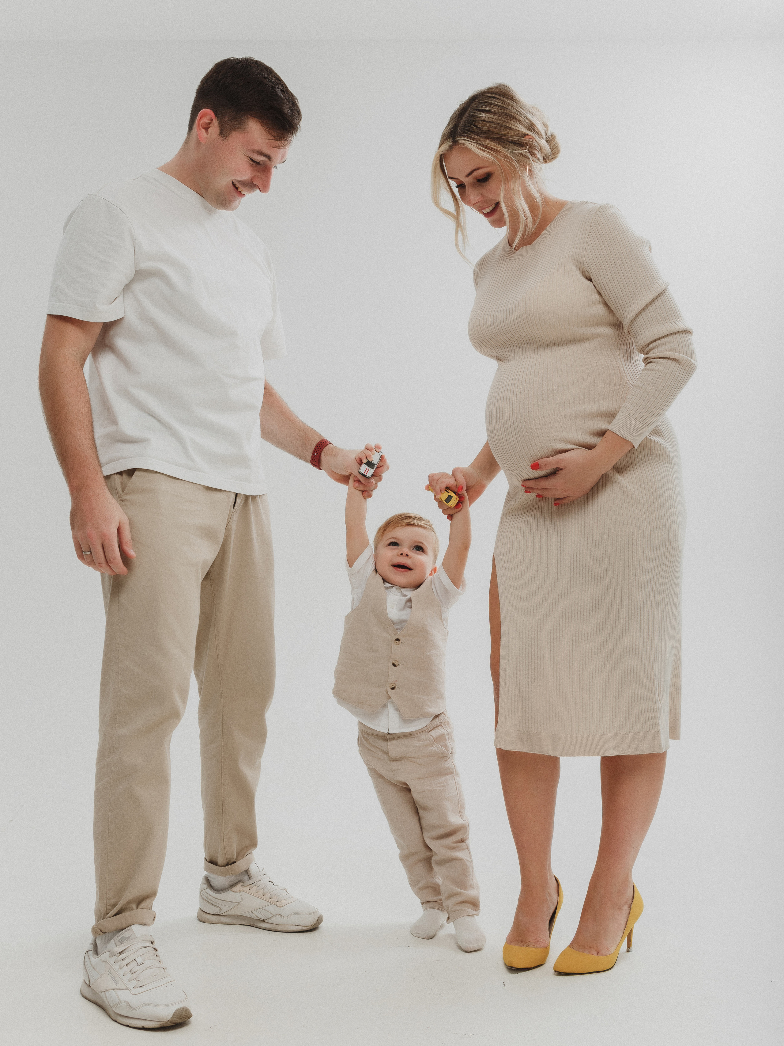 Красивые фотографии беременности в Таганроге: лучшая фотосессия. Свадебный и семейный фотограф в Таганроге Бакарюк Антон