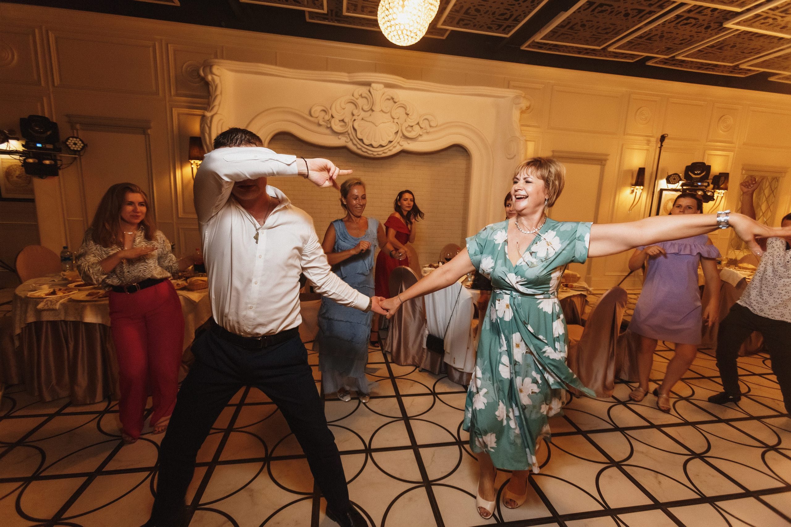 Свадебная фотосъемка Сергея и Натальи в Ростове-на-Дону, Жардин. Свадебный и семейный фотограф в Таганроге Бакарюк Антон