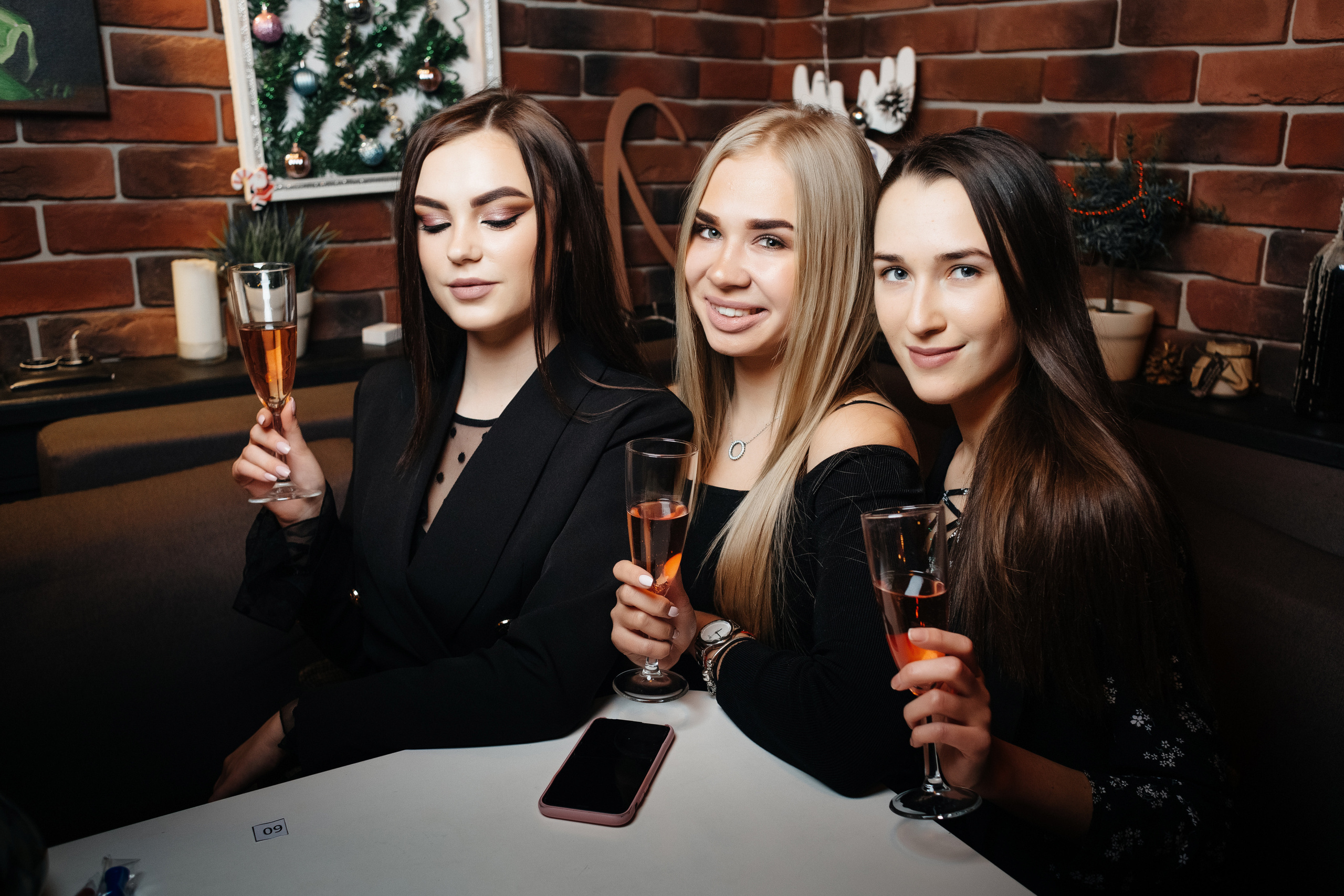 MOLOKO: день рождения в объективе репортажного фотографа в Таганроге. Свадебный и семейный фотограф в Таганроге Бакарюк Антон