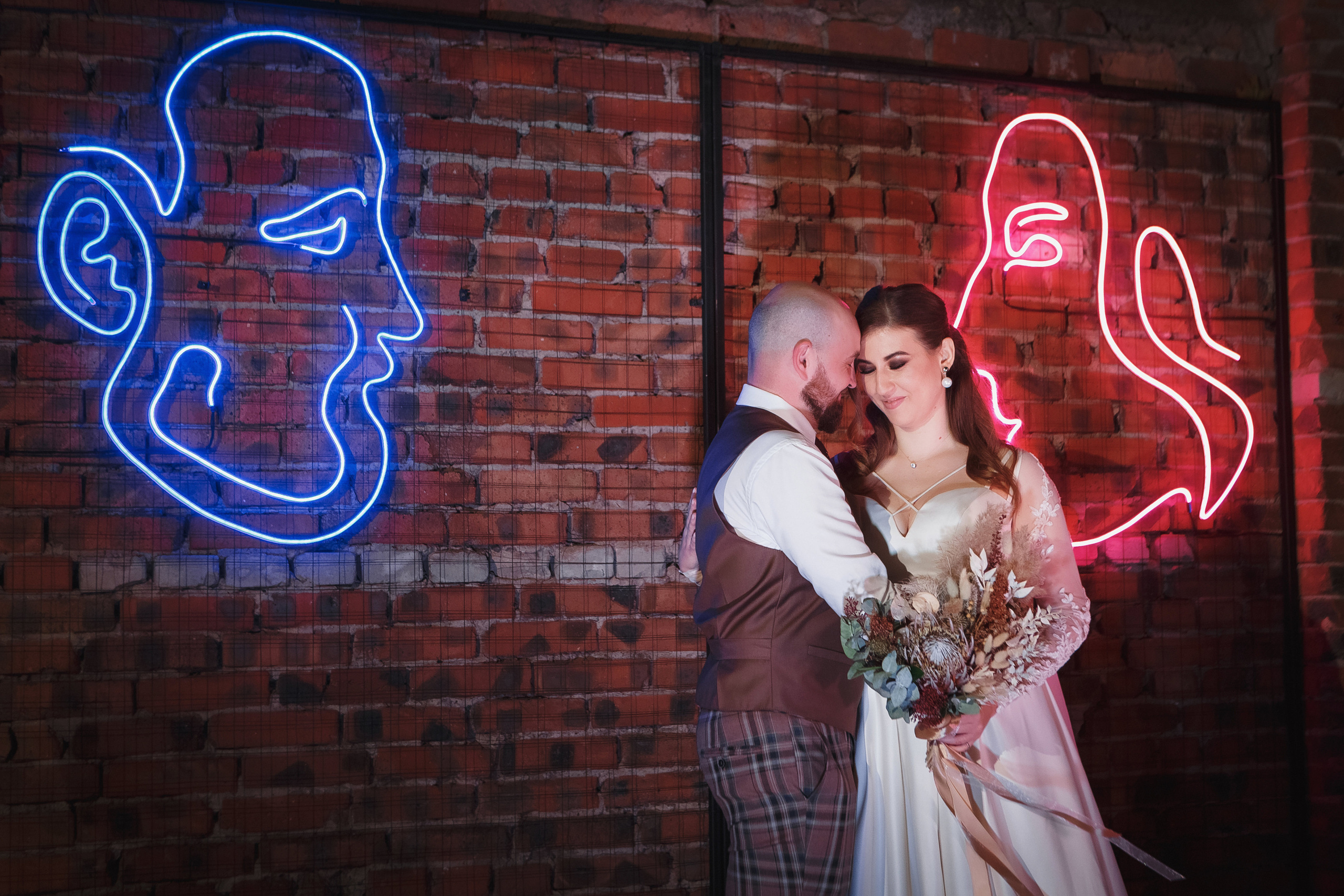 Свадебный день Кирилла и Вали: прогулка в Ростове, банкет в Таганроге. Свадебный и семейный фотограф в Таганроге Бакарюк Антон