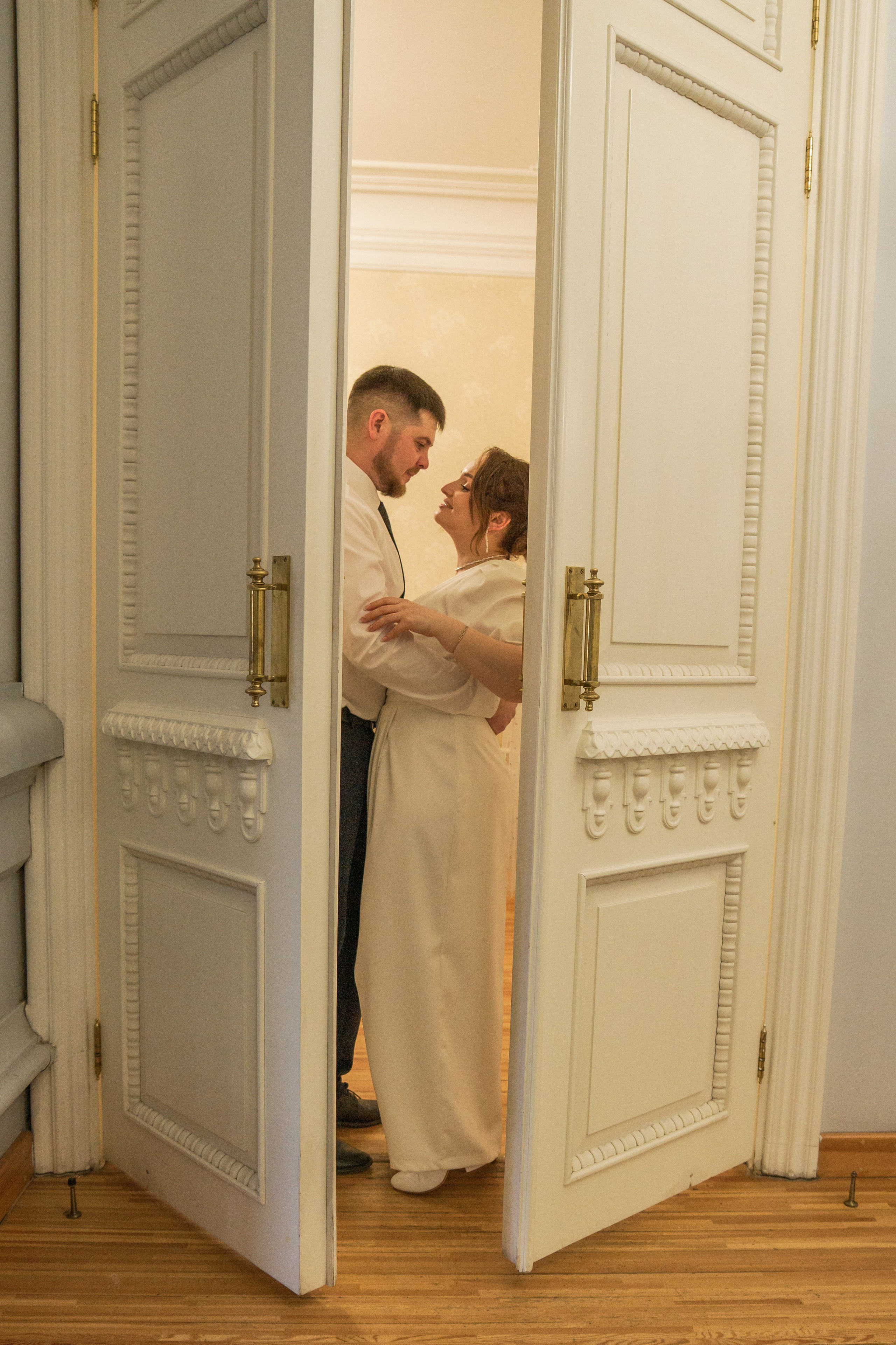 День Бракосочестания Саши и Насти фотосъемка в Загсе. Я Ольга Казанцева, фотографирую снимаю ваши киноистории и печатаю фото и цифровые портреты на холсте