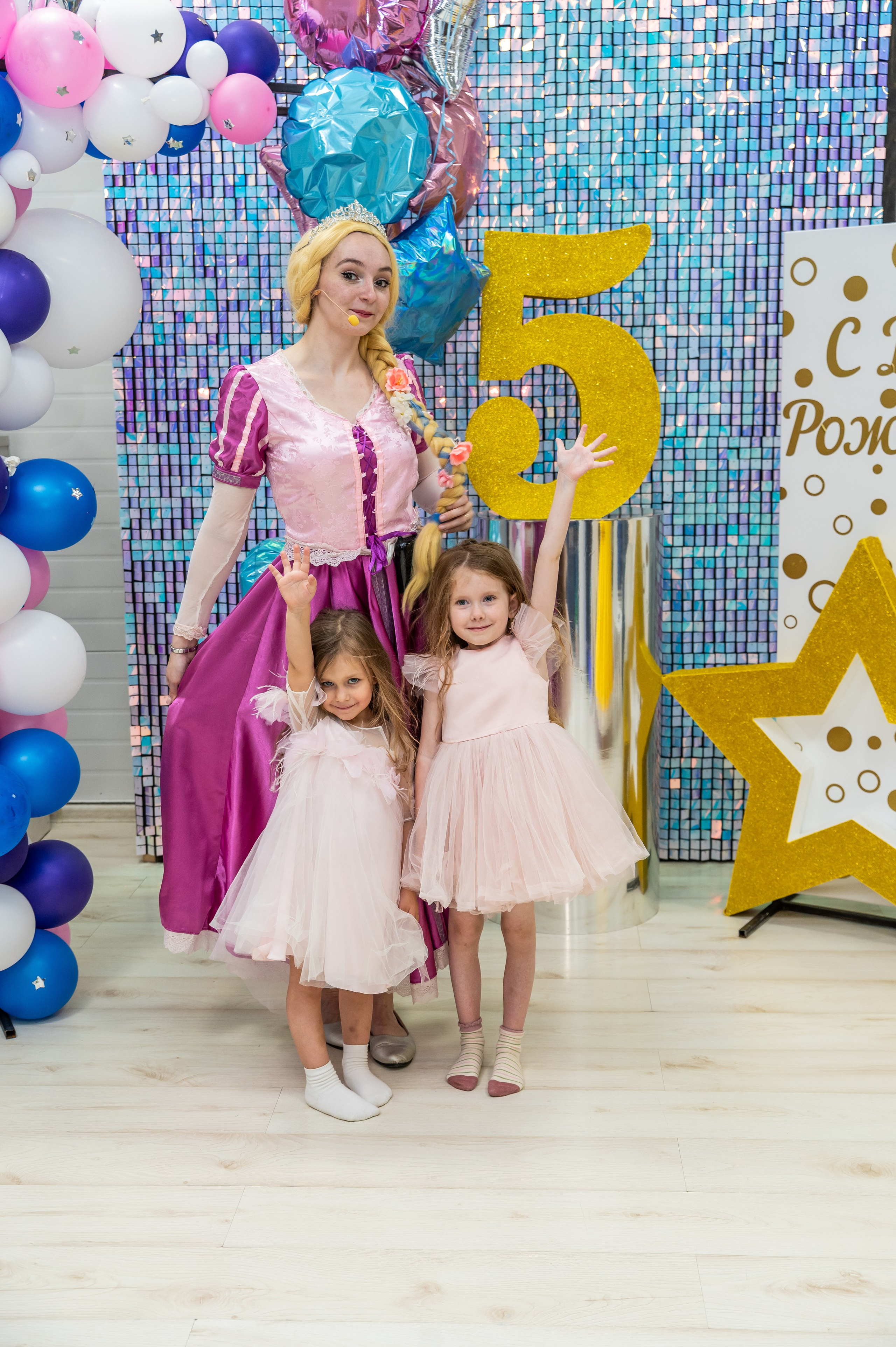 Игротека Ниндзя Кидс. Я Ольга Казанцева, фотографирую снимаю ваши киноистории и печатаю фото и цифровые портреты на холсте