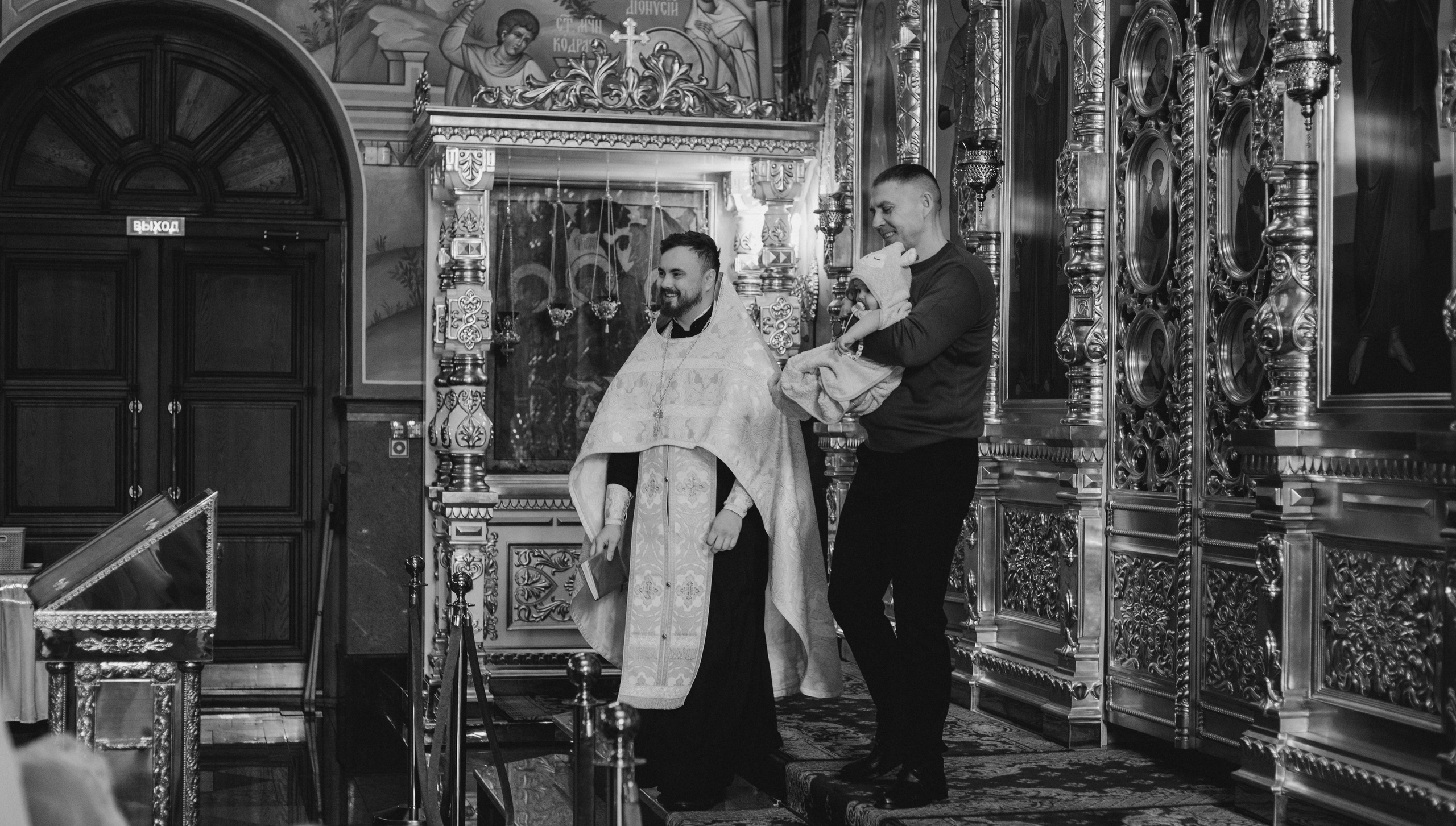 Таинство крещения. Фотограф Мария Новоселова. Сургут