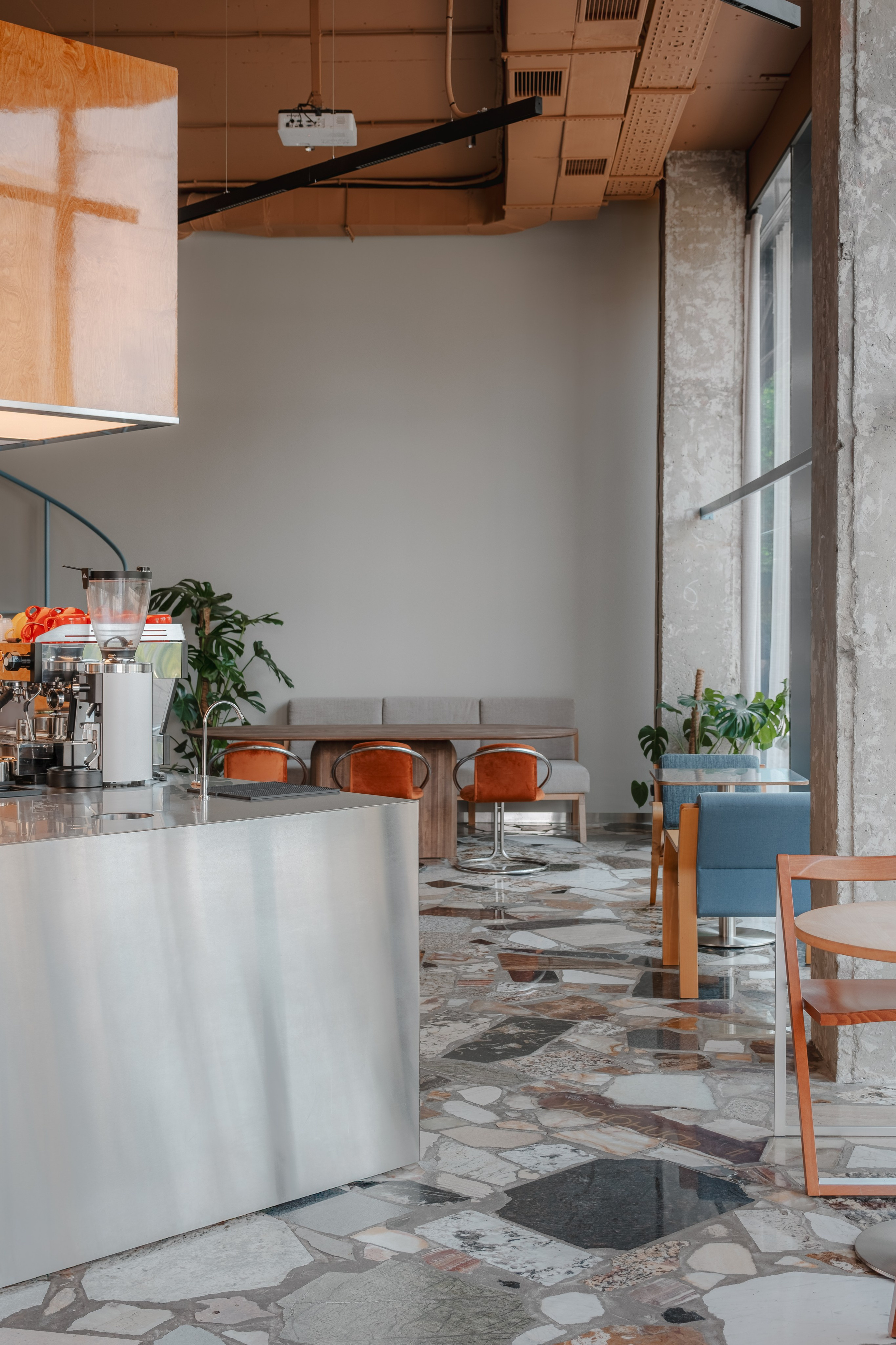 Zatsepi Coffee by Sogret Buro. Ekaterina Symidi. Interior Photographer