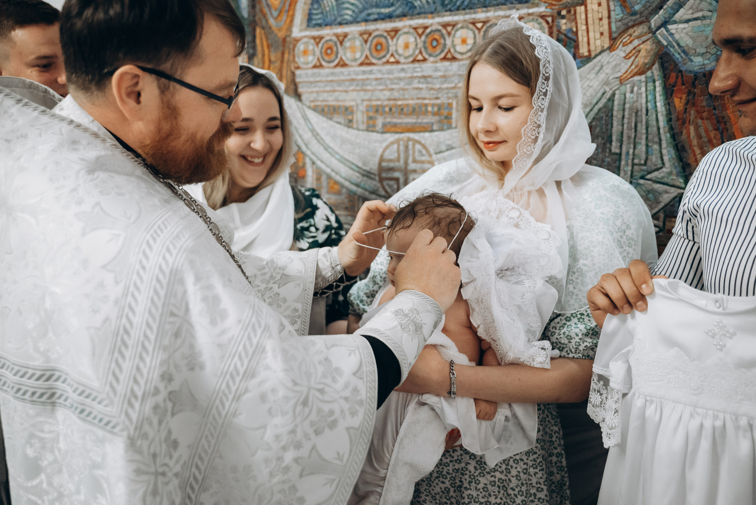 Крещение Варюши (Храм Святой Живоначальной Троицы). Семейный фотограф в Минске Дарья Дреко