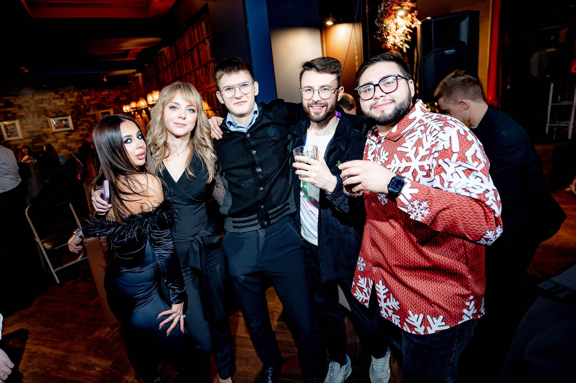 Новый год 2024 в Peoples. Сергей Кошкин. Репортажная и ивент-фотография в Сургуте