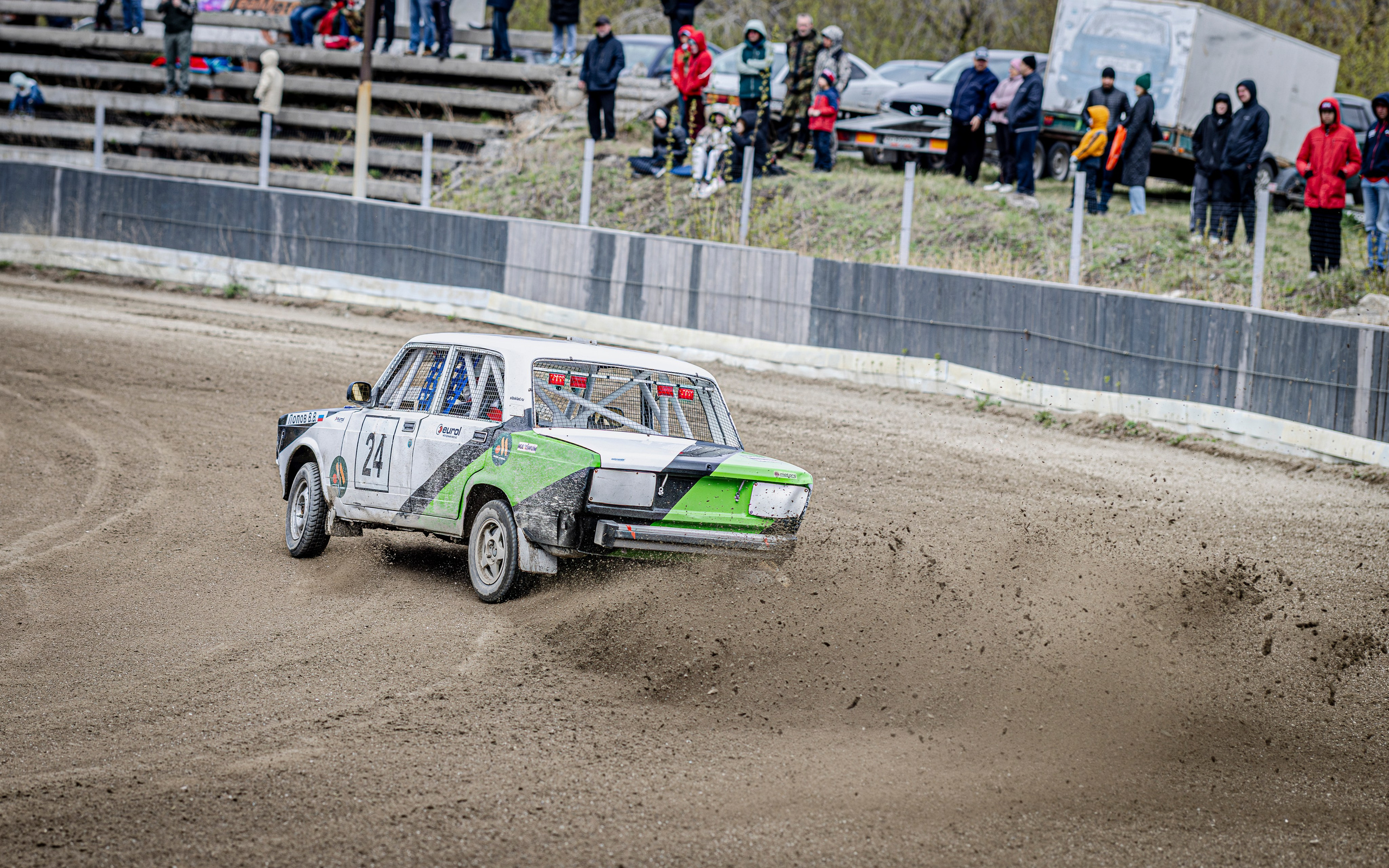 Автогонки на гаревой дорожке. Bertran Ordo