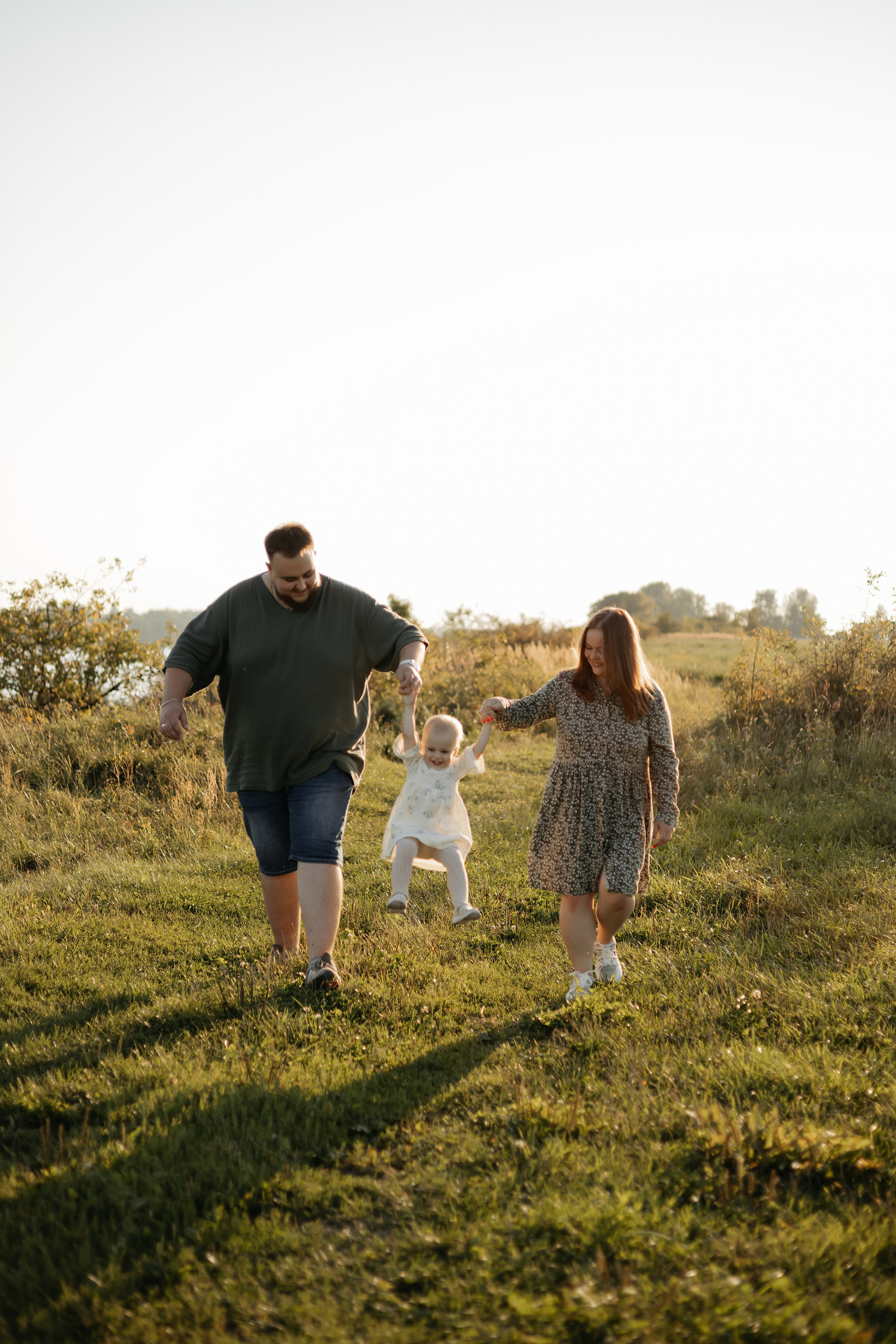 Катя, Илья и Василиса. Свадебный фотограф в Пскове и Санкт-Петербурге | Анна Голикова