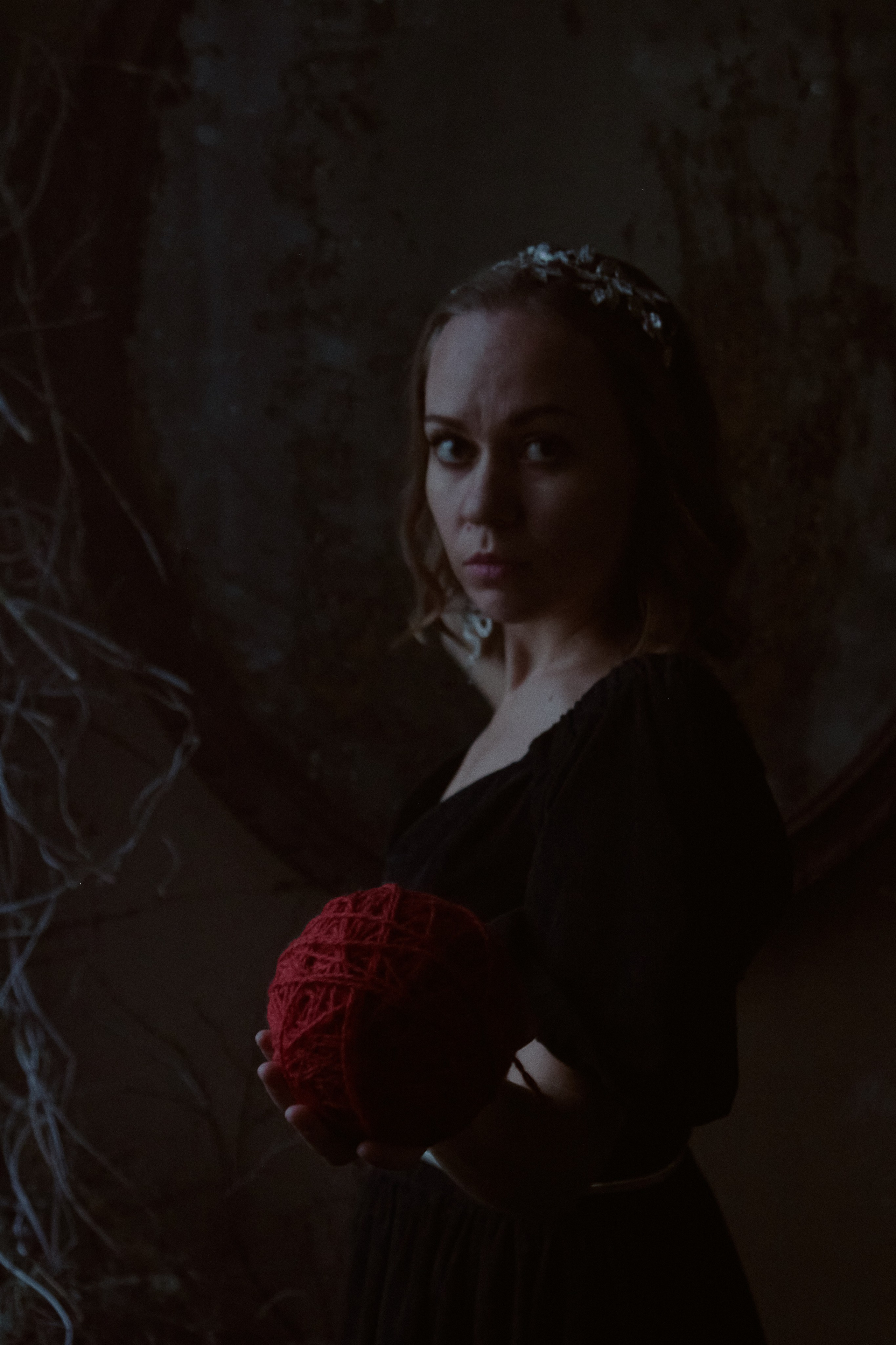 Тень. Фотограф лавстори Москва/МО Приятелева Ангелина