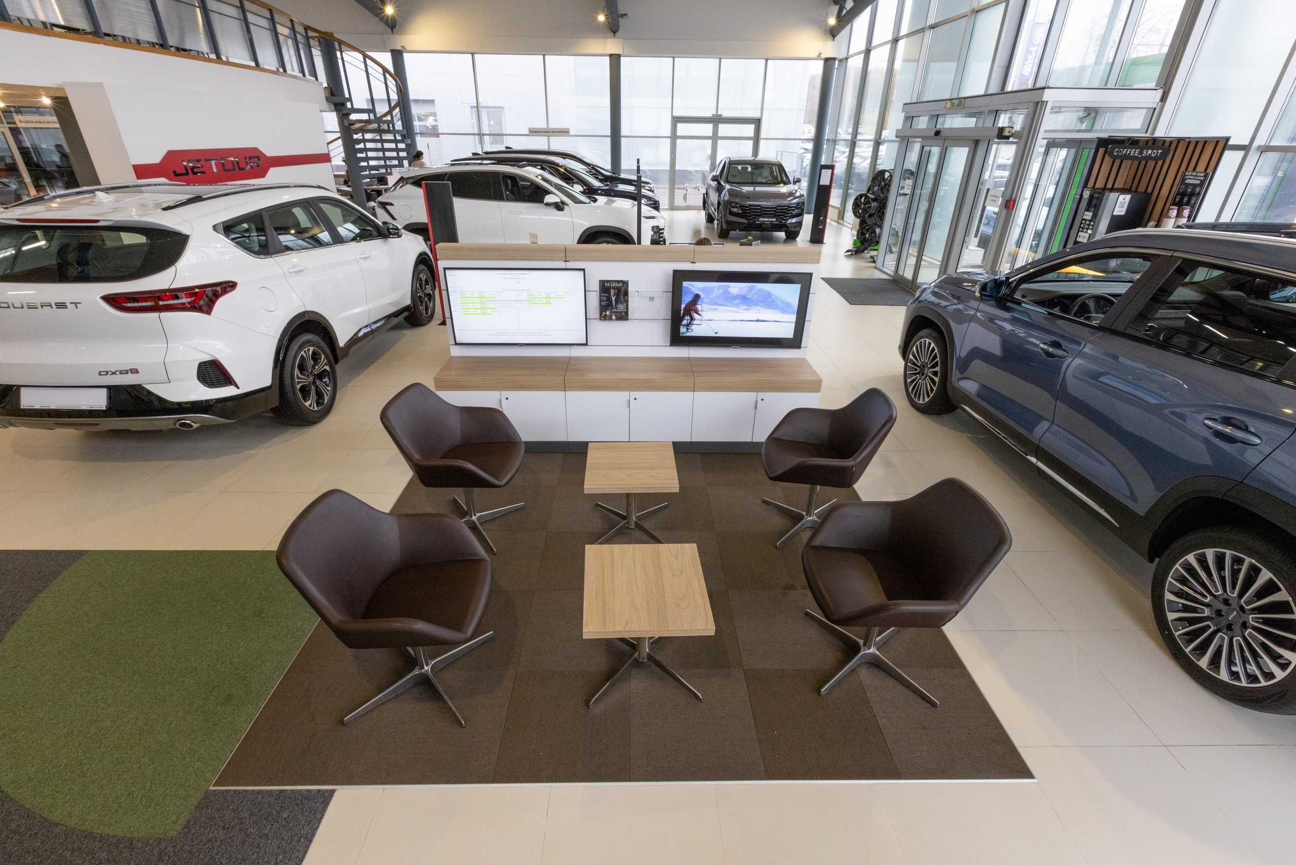 Автосалон Автоимпорт JETOUR. Фотограф в Туле Крупский АнДРей. Фотостудия «КАДР71» в Туле