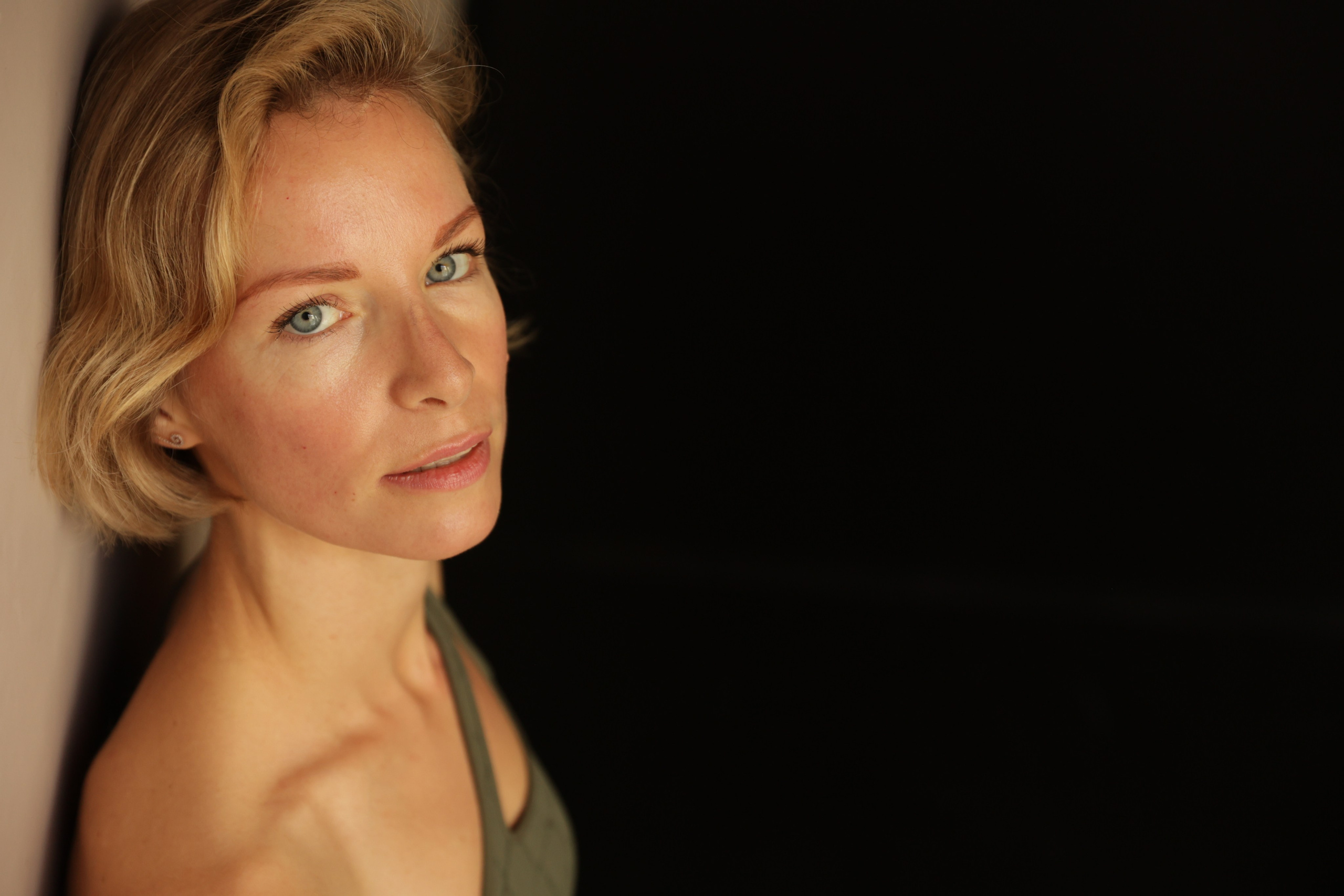 Студийная фотосессия. Профессиональной фотограф в Санкт-Петербурге Алексей Киселёв