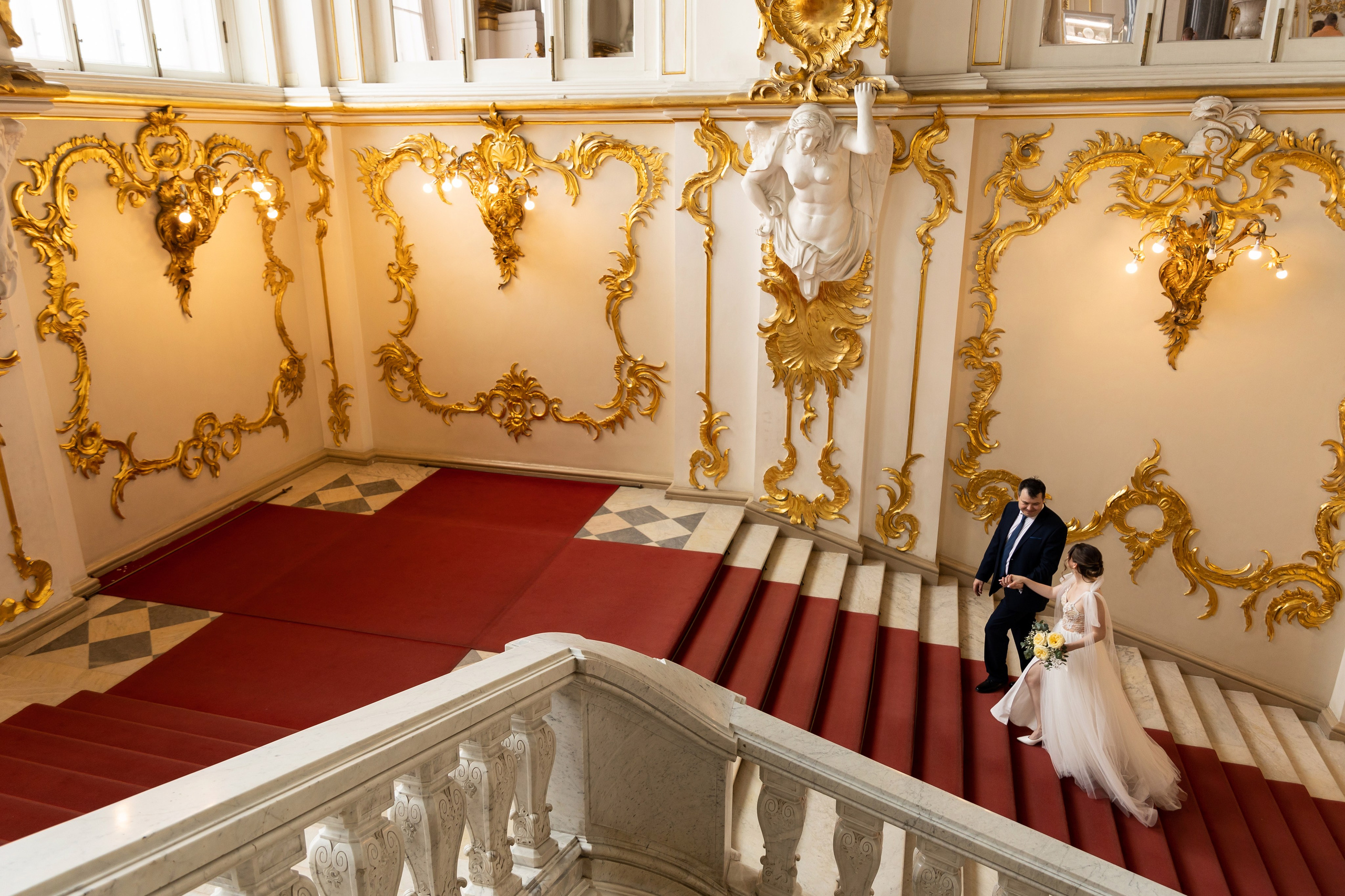 Свадебная фотосессия в Эрмитаже. Семейный и свадебный фотограф в Санкт-Петербурге Татьяна Швыкова