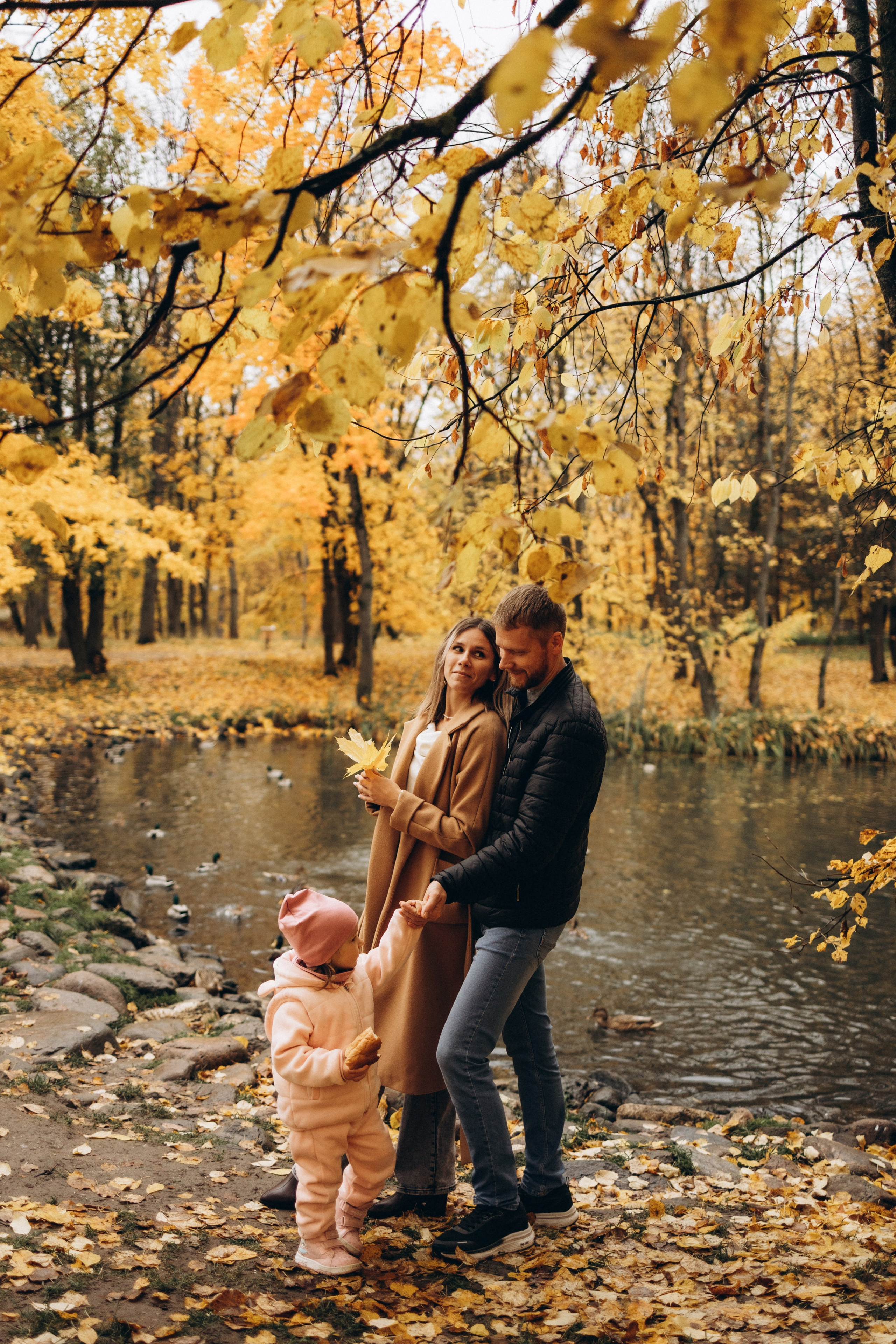 Осенняя семейная фотосъемка (11.10.2025 г.) г. Обнинск (Калужская обл.). Надежда Стар семейный и церковный фотограф в Жукове и Калужской области