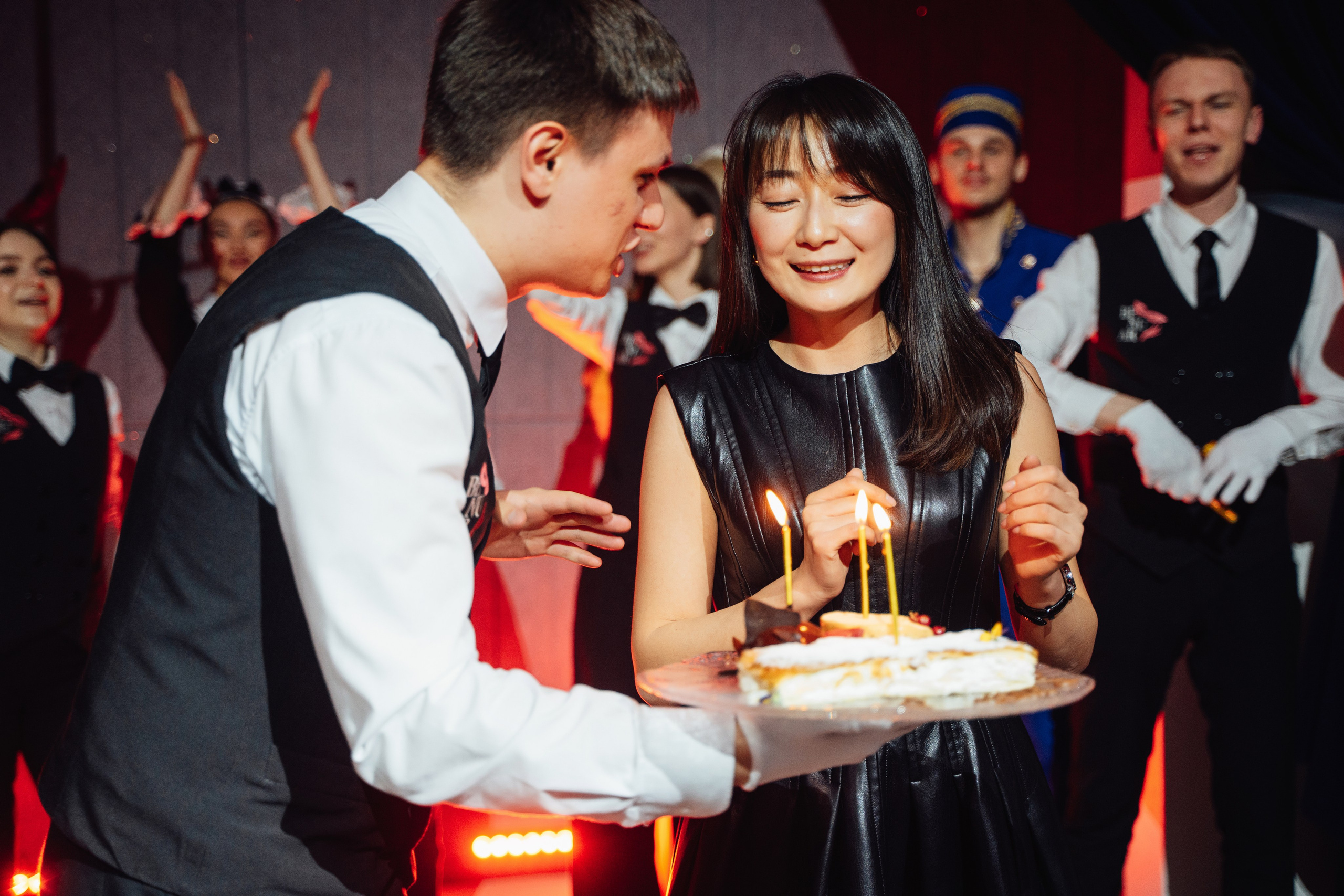 12 апреля (пятница). BENUAR Restaurant