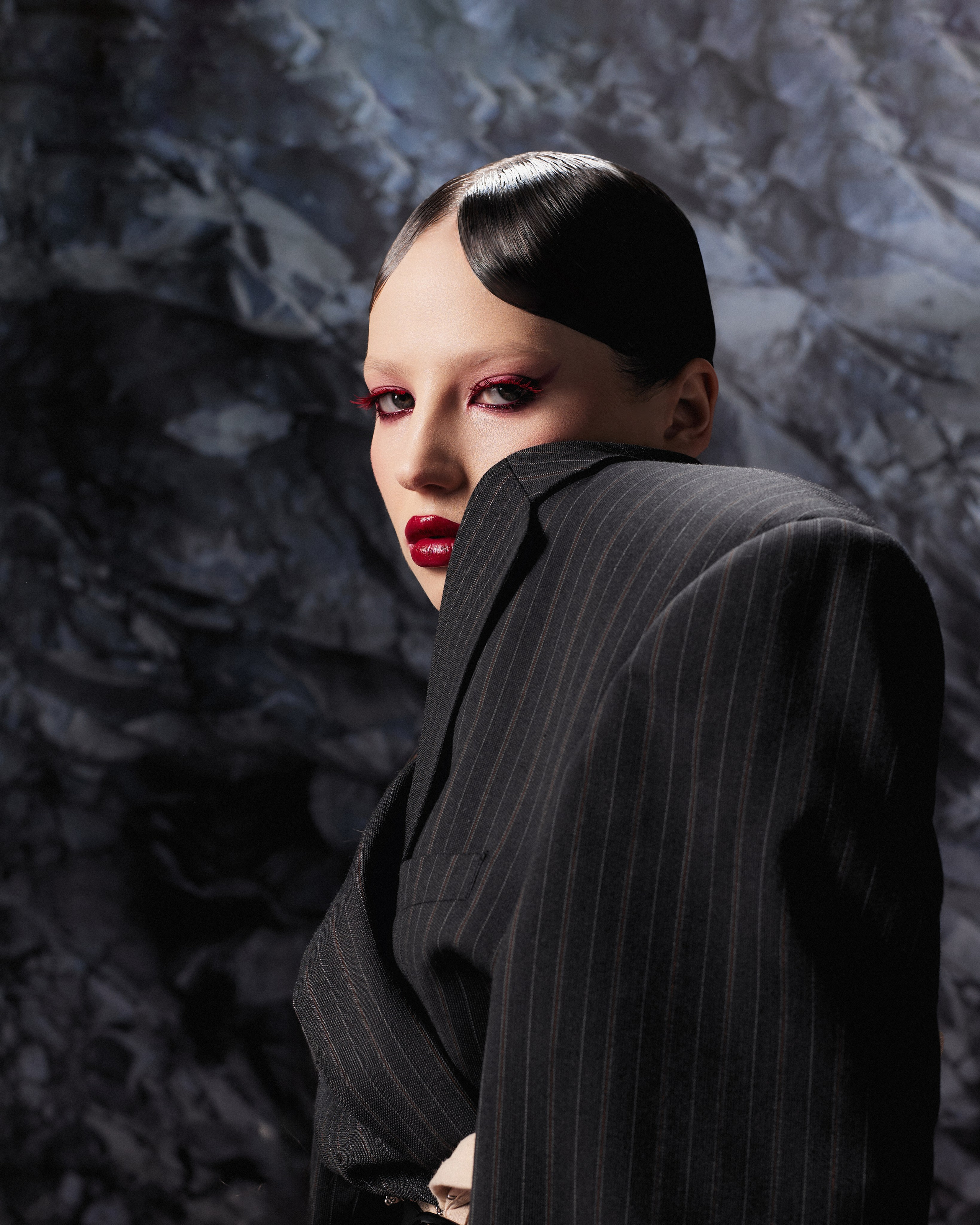 Vampire / art. Влада Зюзина — adalwzet posmotri — коммерческий фотограф в Москве — портретный фотограф, фотограф для брендов