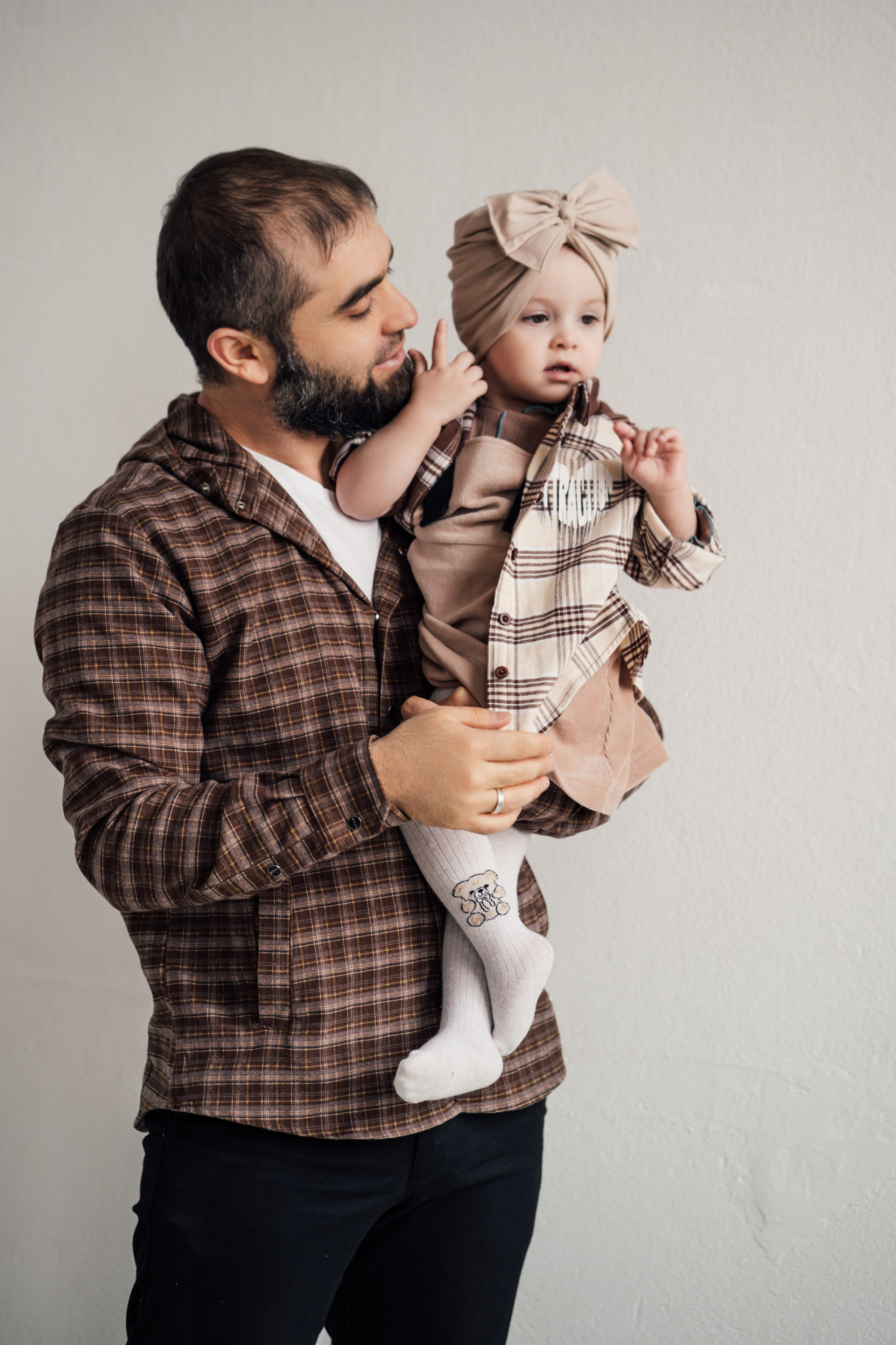 Нюр и Карина. Фотограф Инна Абакарова|Выпускные альбомы и фотосессии в Нальчике