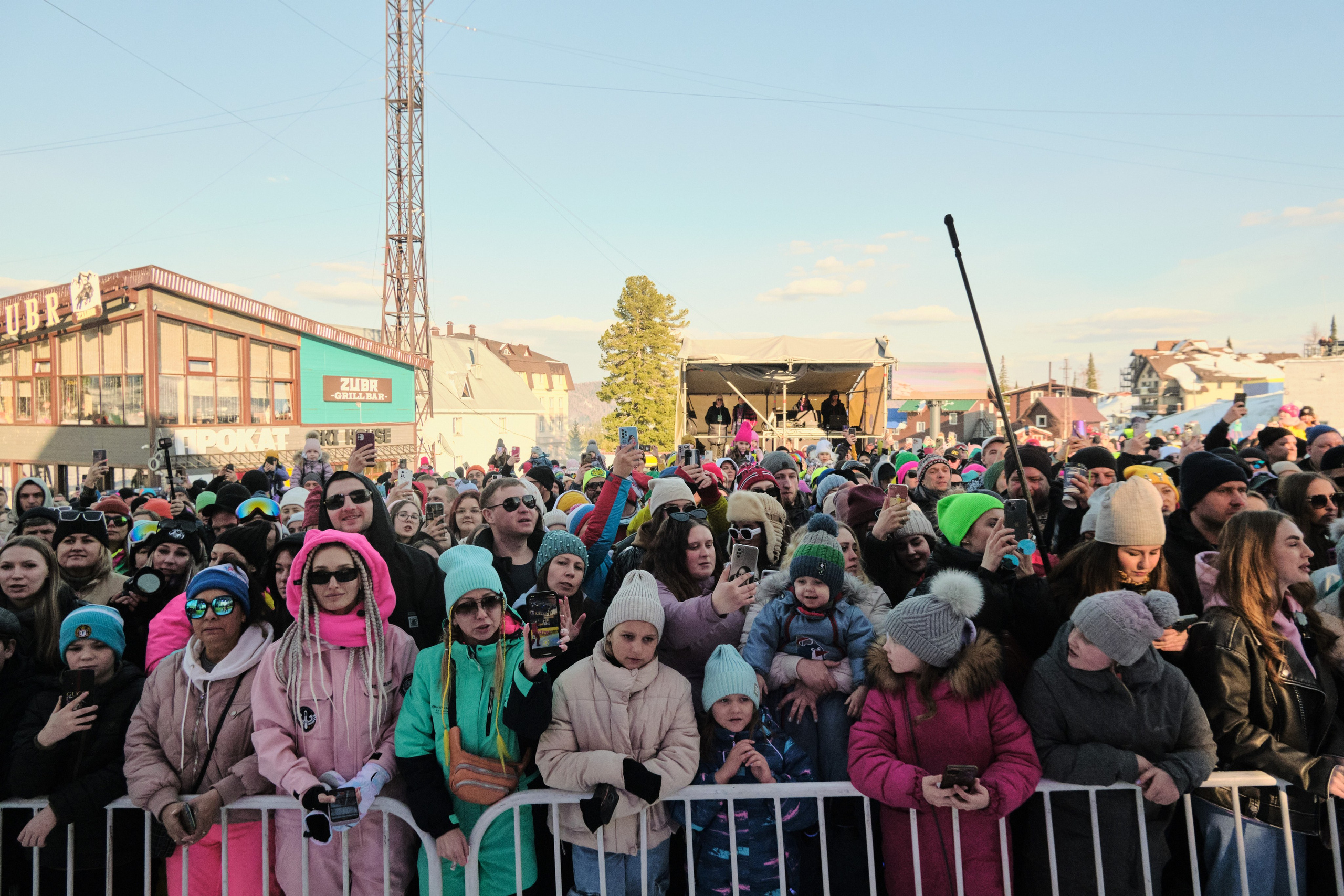 Грелка фест 21.04.2023. Свадебный и семейный фотограф в Новокузнецке Иван Иванов