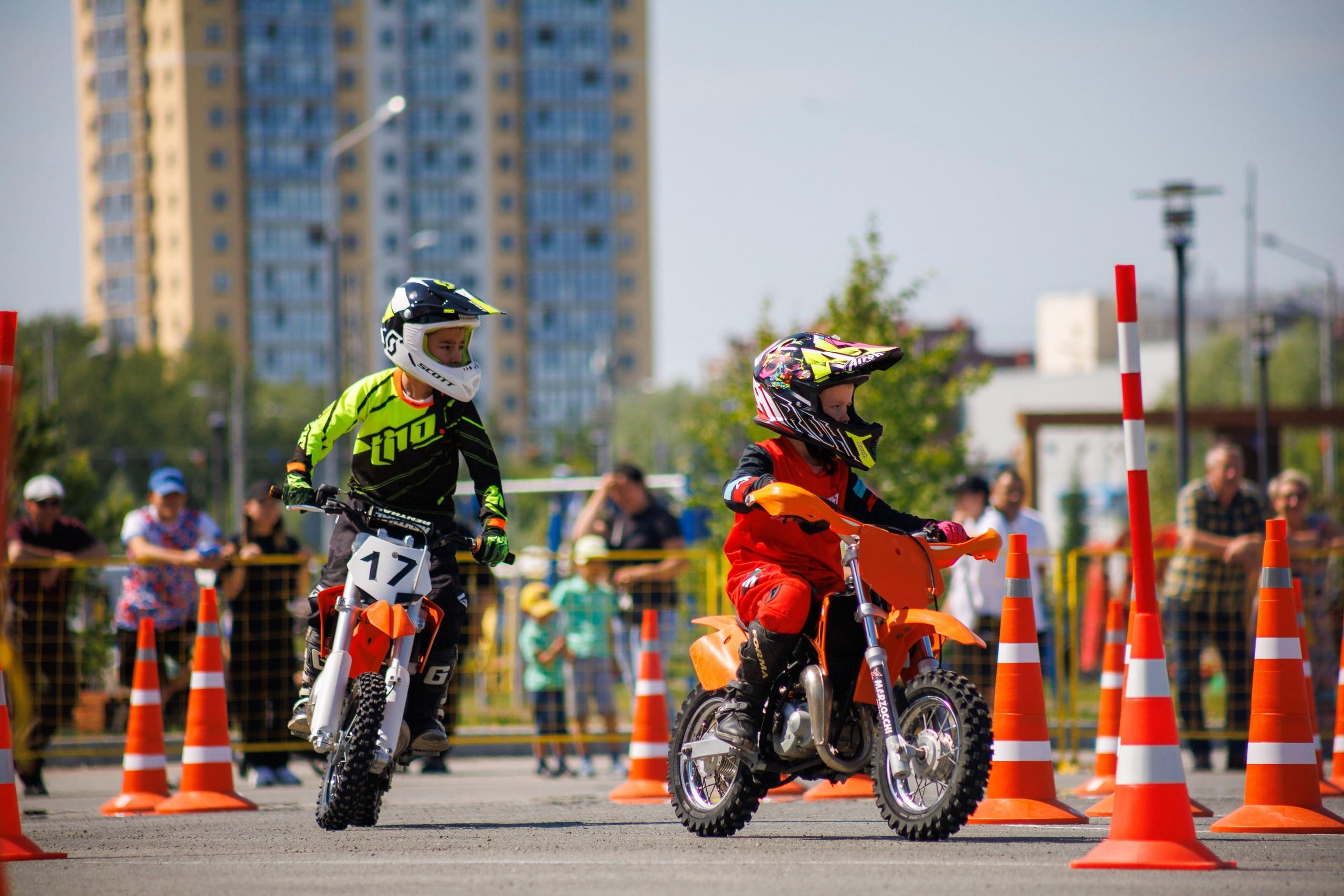 День ГИБДД в Тобольске. Фотосессии в Тобольске, школьный фотограф, репортажная съемка