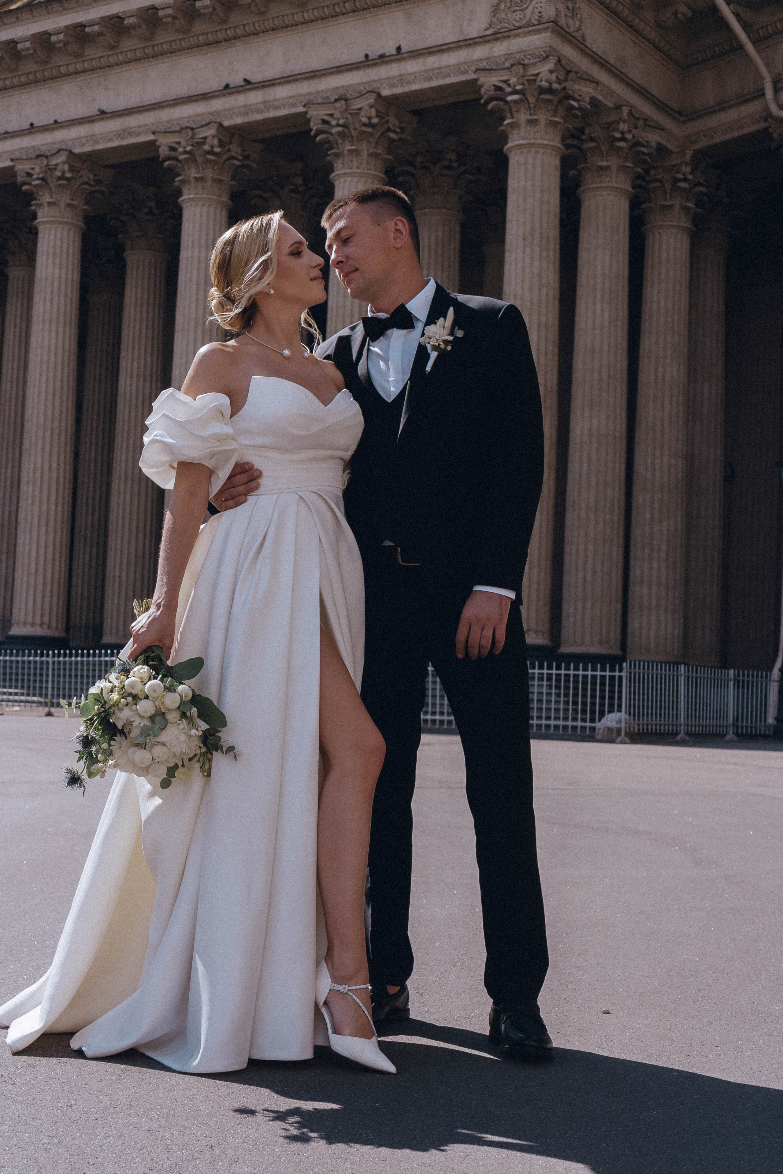 СВАДЕНБНАЯ СЬЕМКА НА КАТЕРЕ ПО КАНАЛАМ САНКТ-ПЕТЕРБУРГА И В АКВАТОРИИ НЕВЫ. Профессиональный фотограф, Санкт-Петербург — Виктория Богомолова