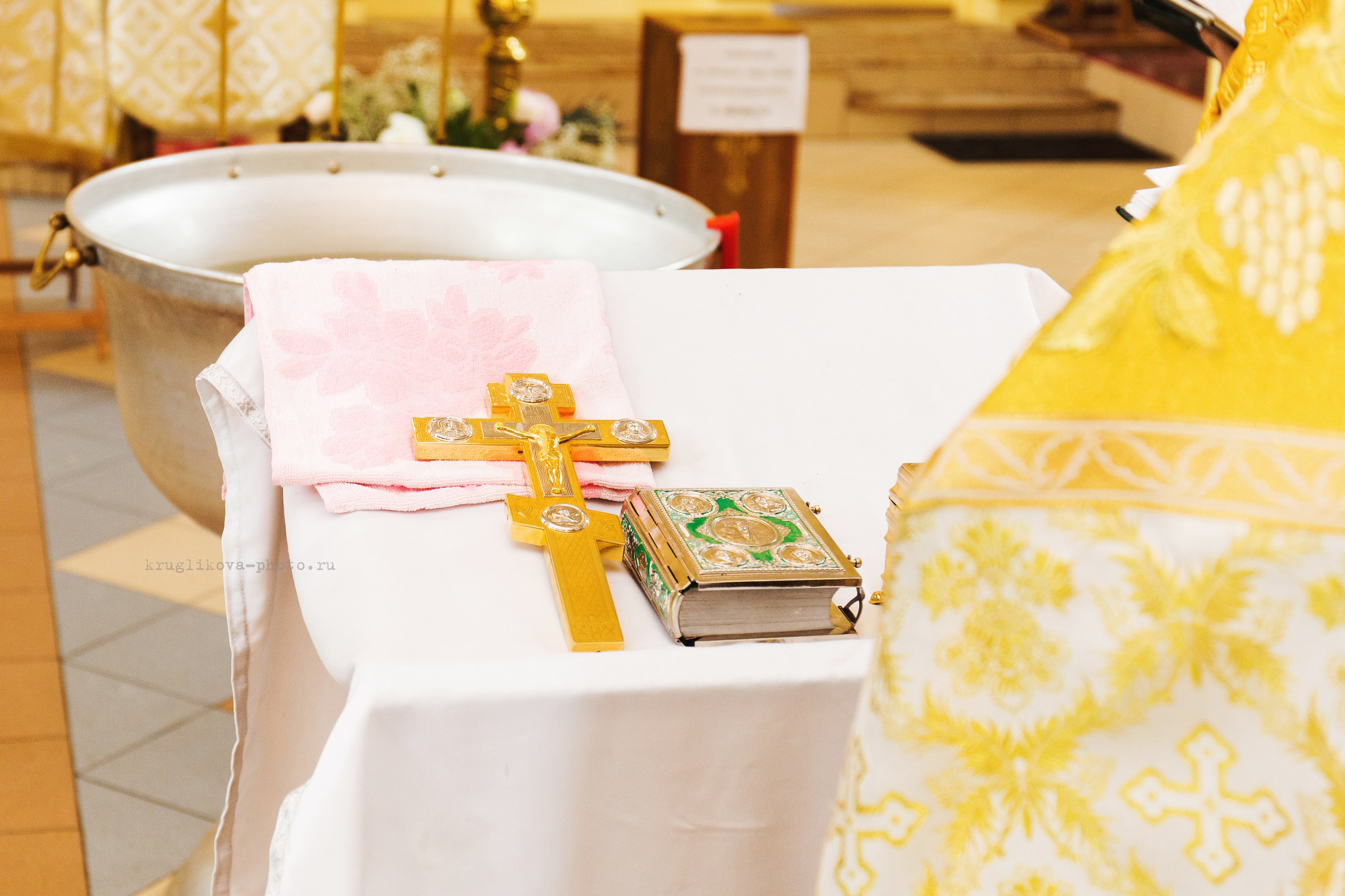 Таинство Крещения. Фотограф новорожденных и детский в Сергиевом Посаде Кругликова Юлия